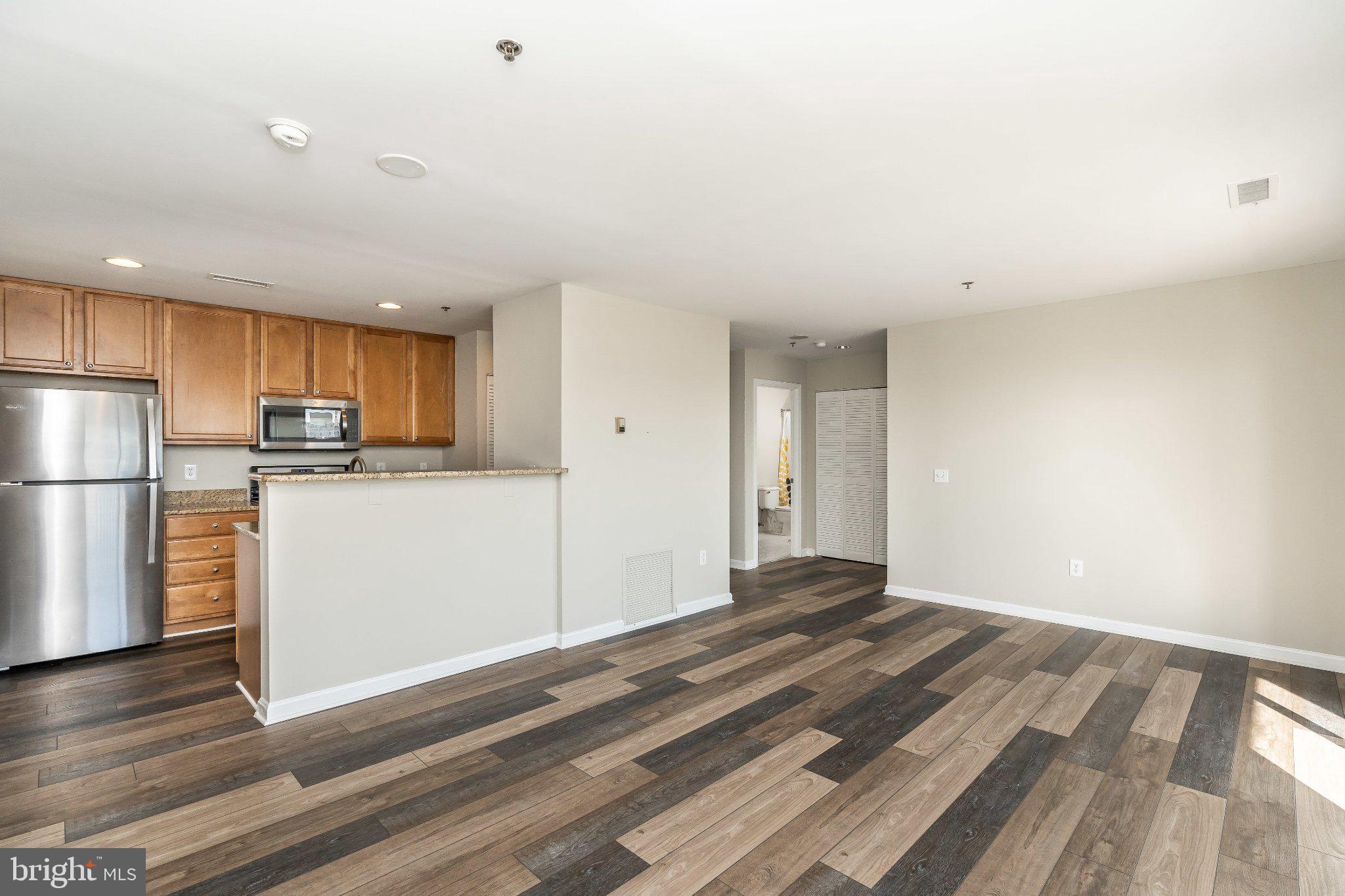 LIGHTHOUSE LANDING - Residential