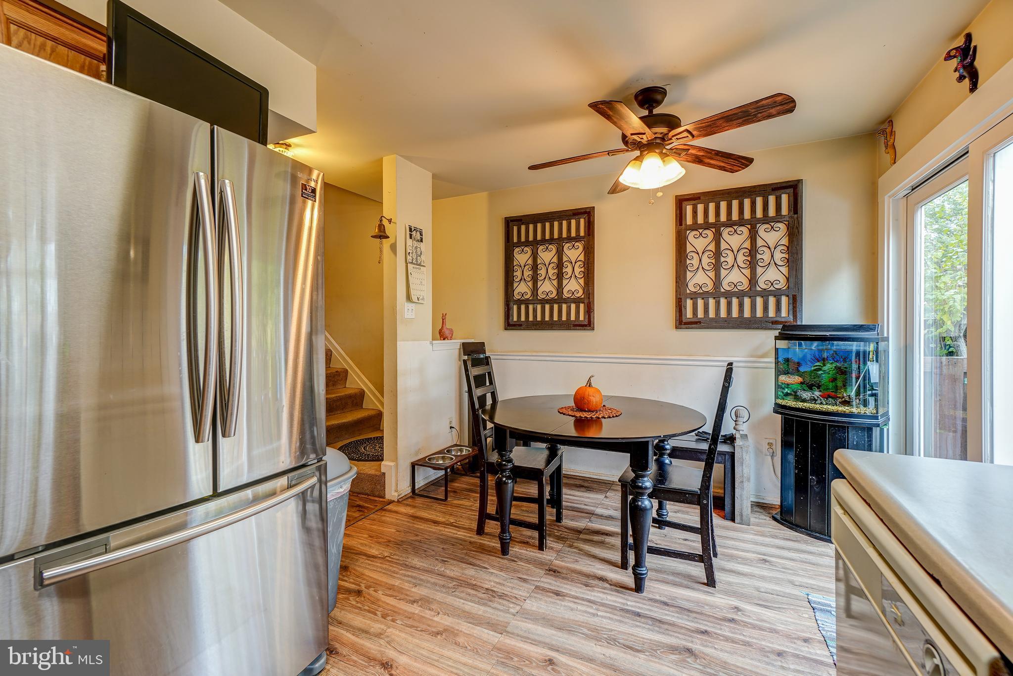 SILVER SPRING CNTRY CLUB - Residential Lease