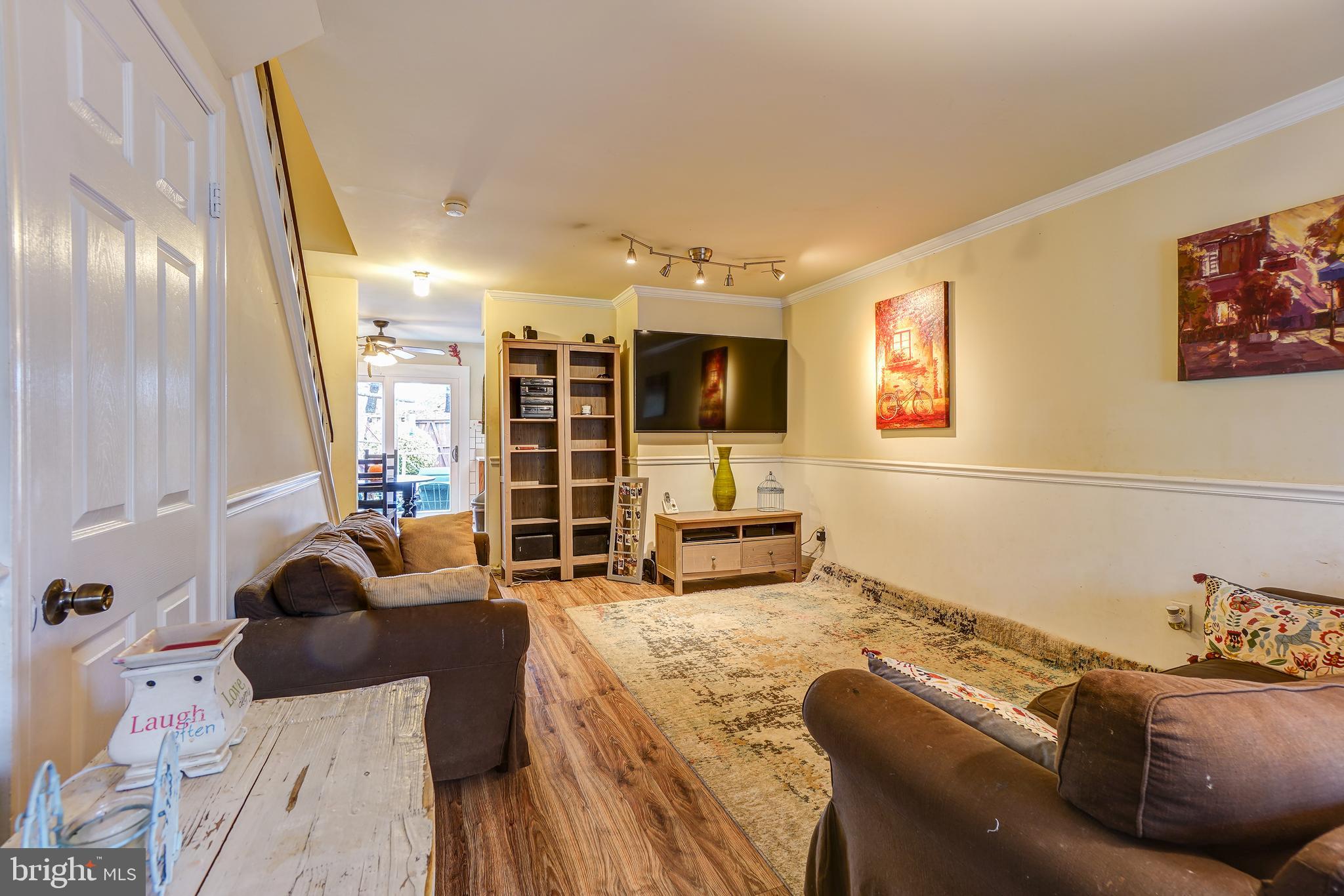 SILVER SPRING CNTRY CLUB - Residential Lease