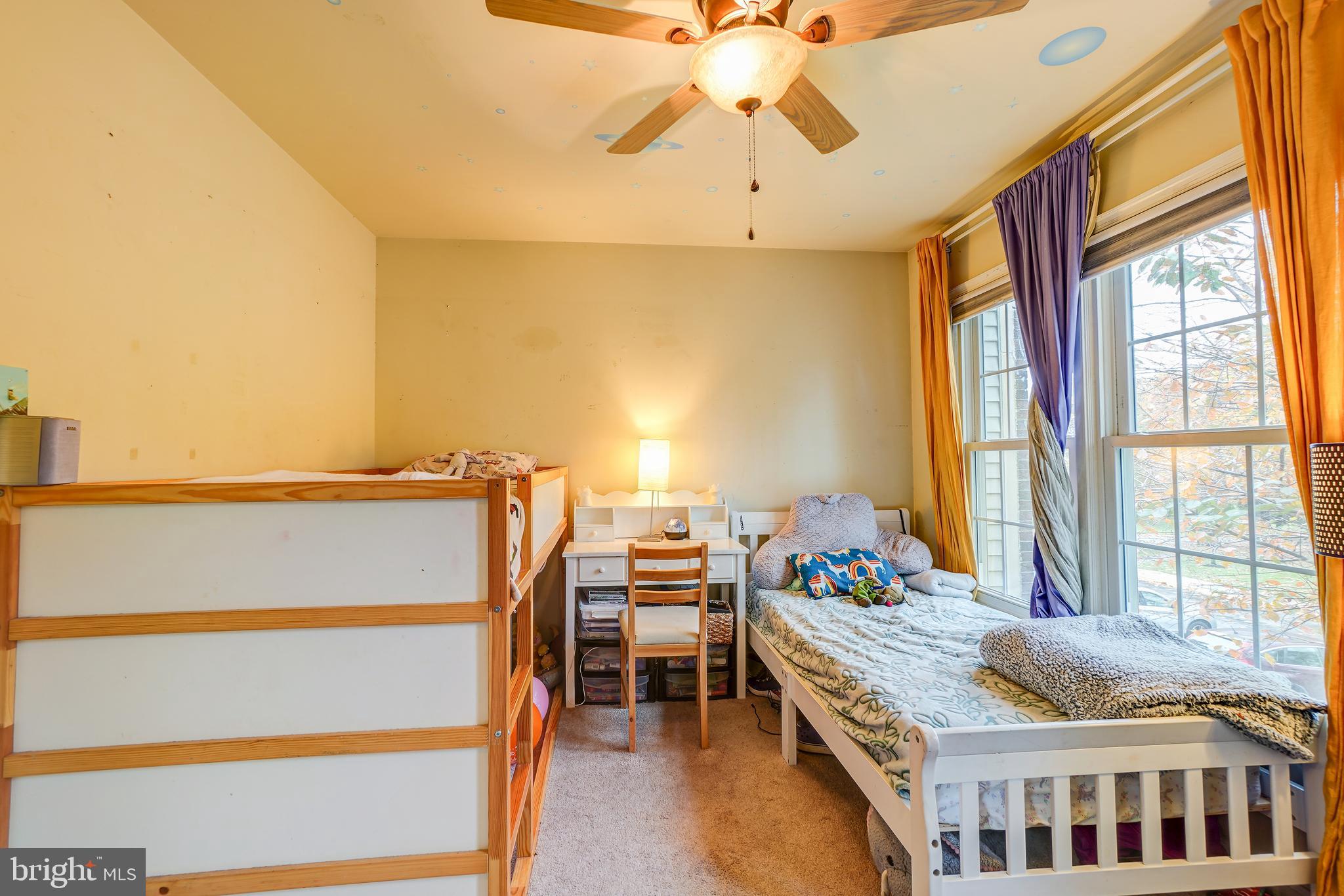 SILVER SPRING CNTRY CLUB - Residential Lease