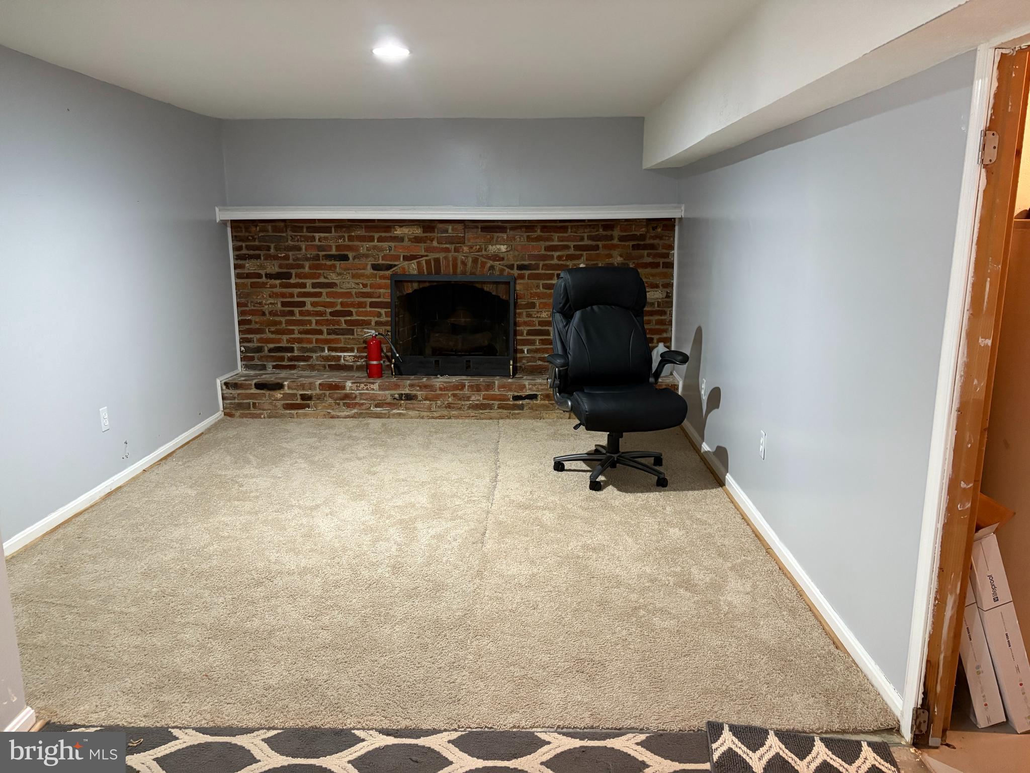 FRANKLIN SQUARE - Residential