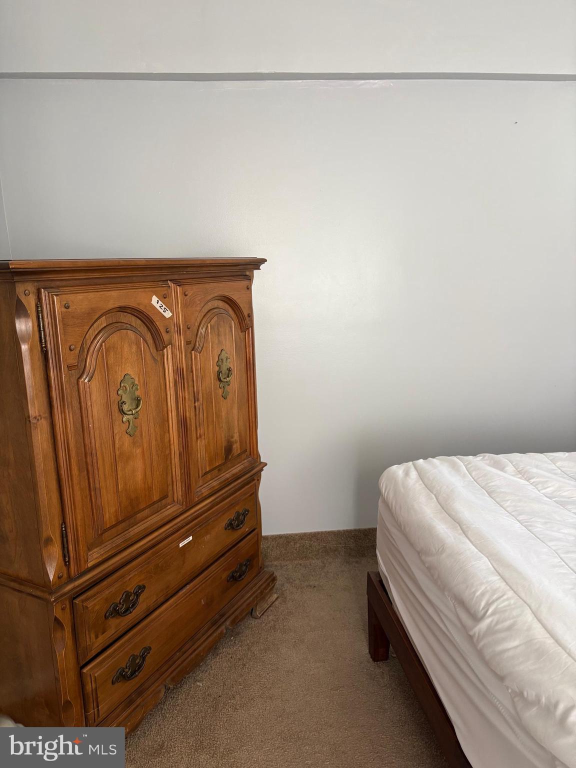 FRANKLIN SQUARE - Residential