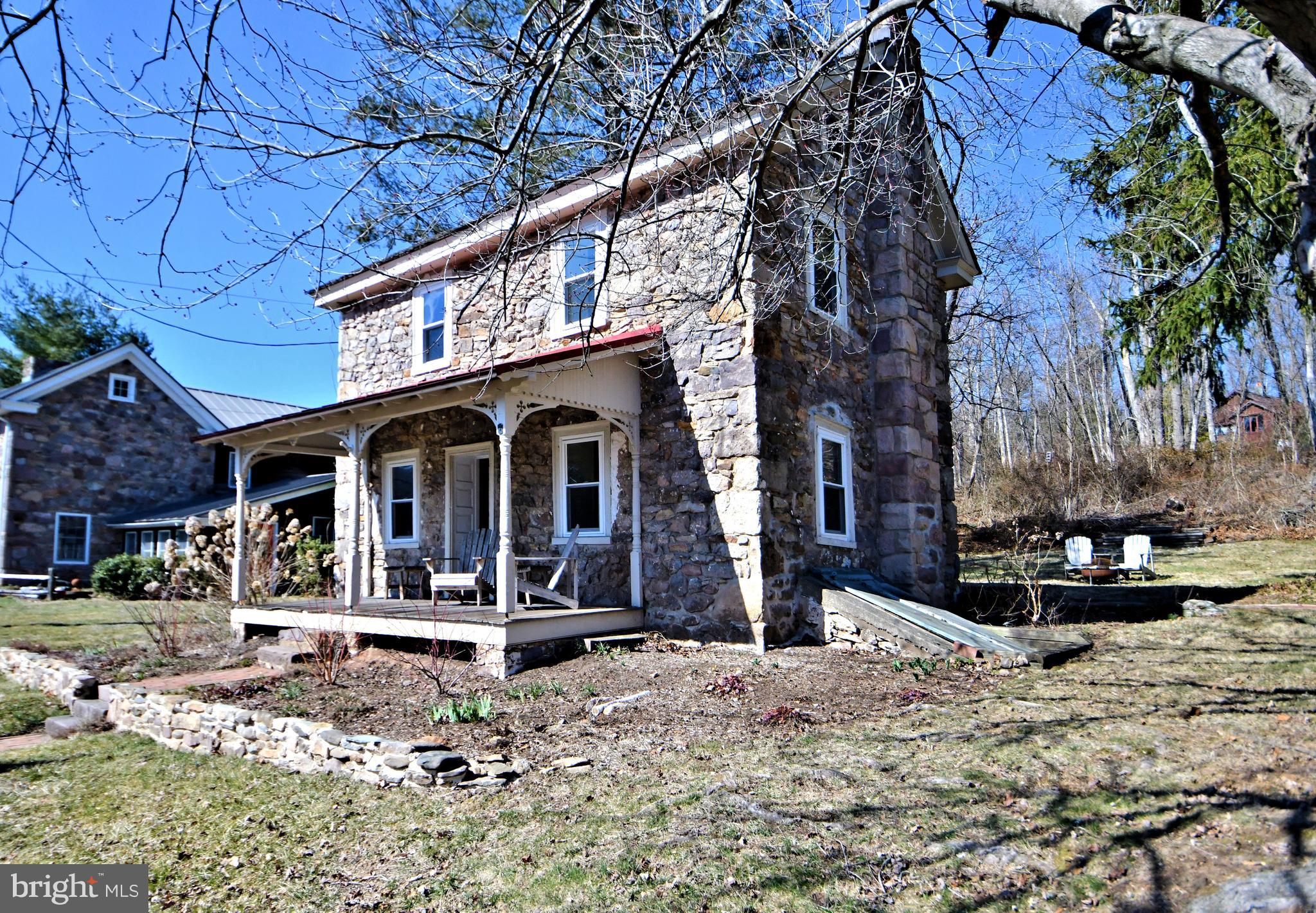 STONEGATE - Residential