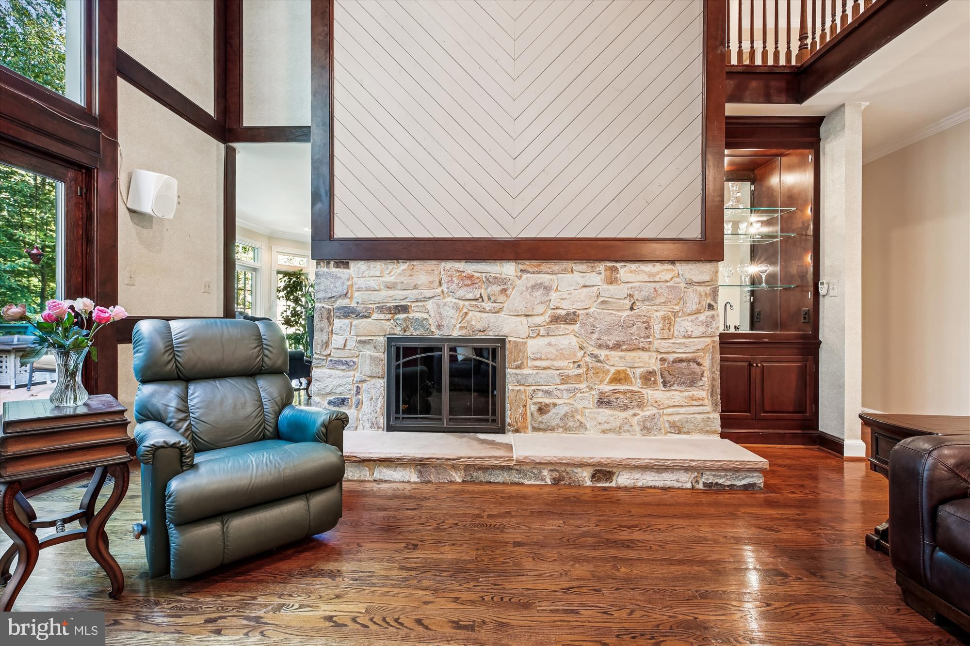 FALCONHURST - Residential
