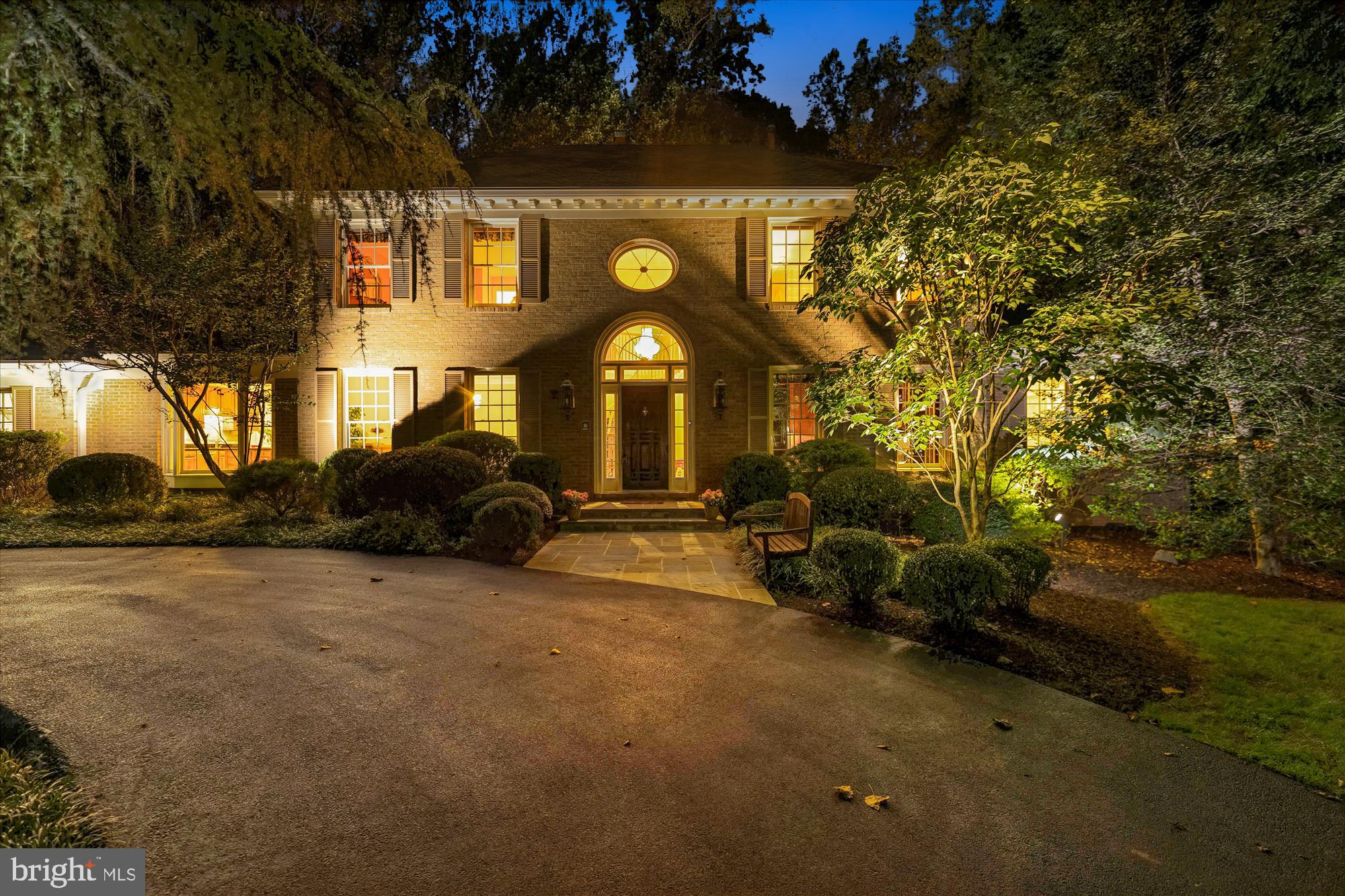 FALCONHURST - Residential