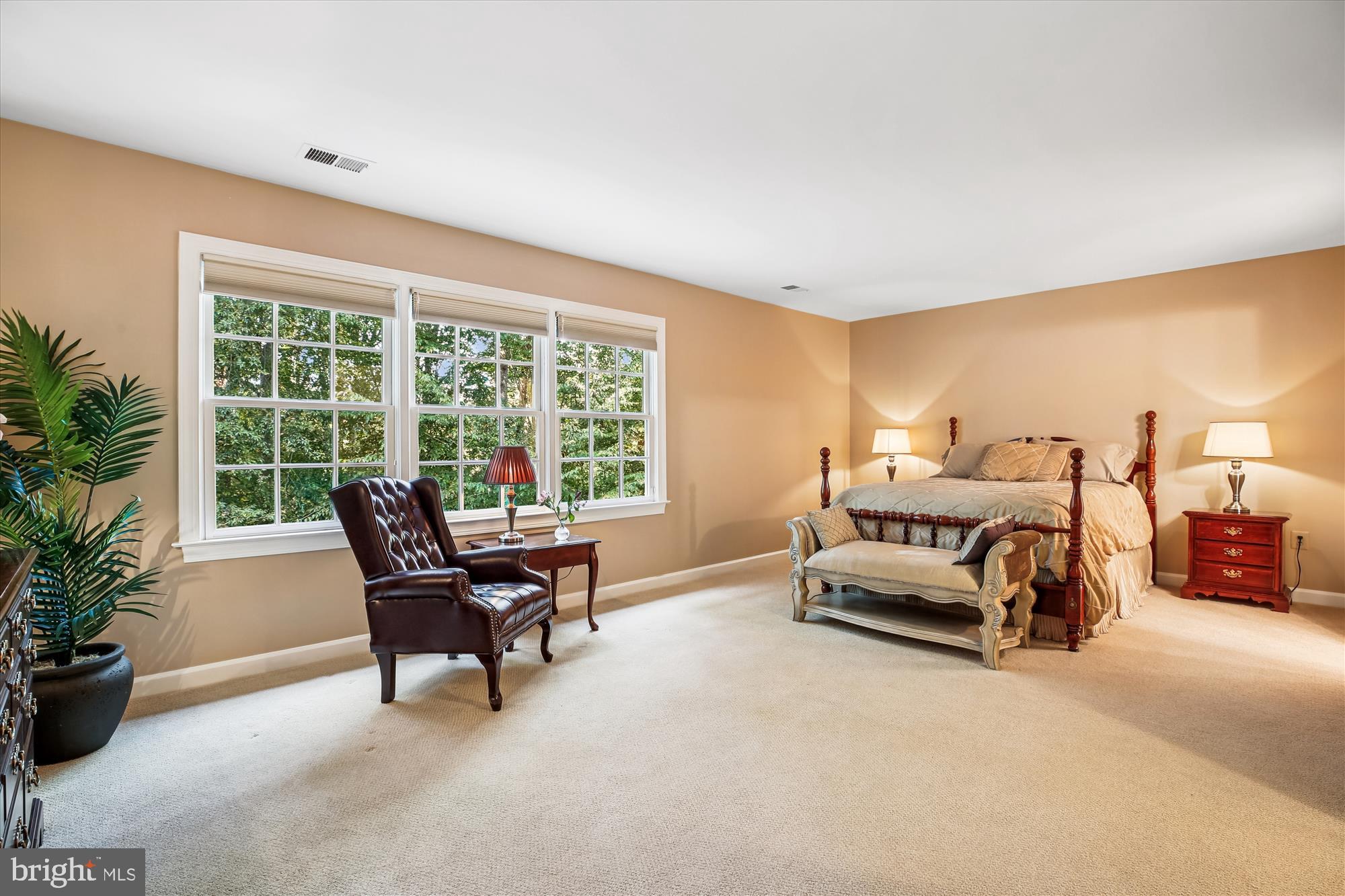 FALCONHURST - Residential