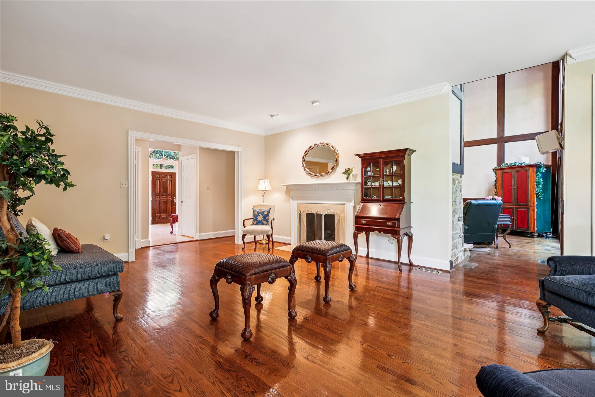 FALCONHURST - Residential