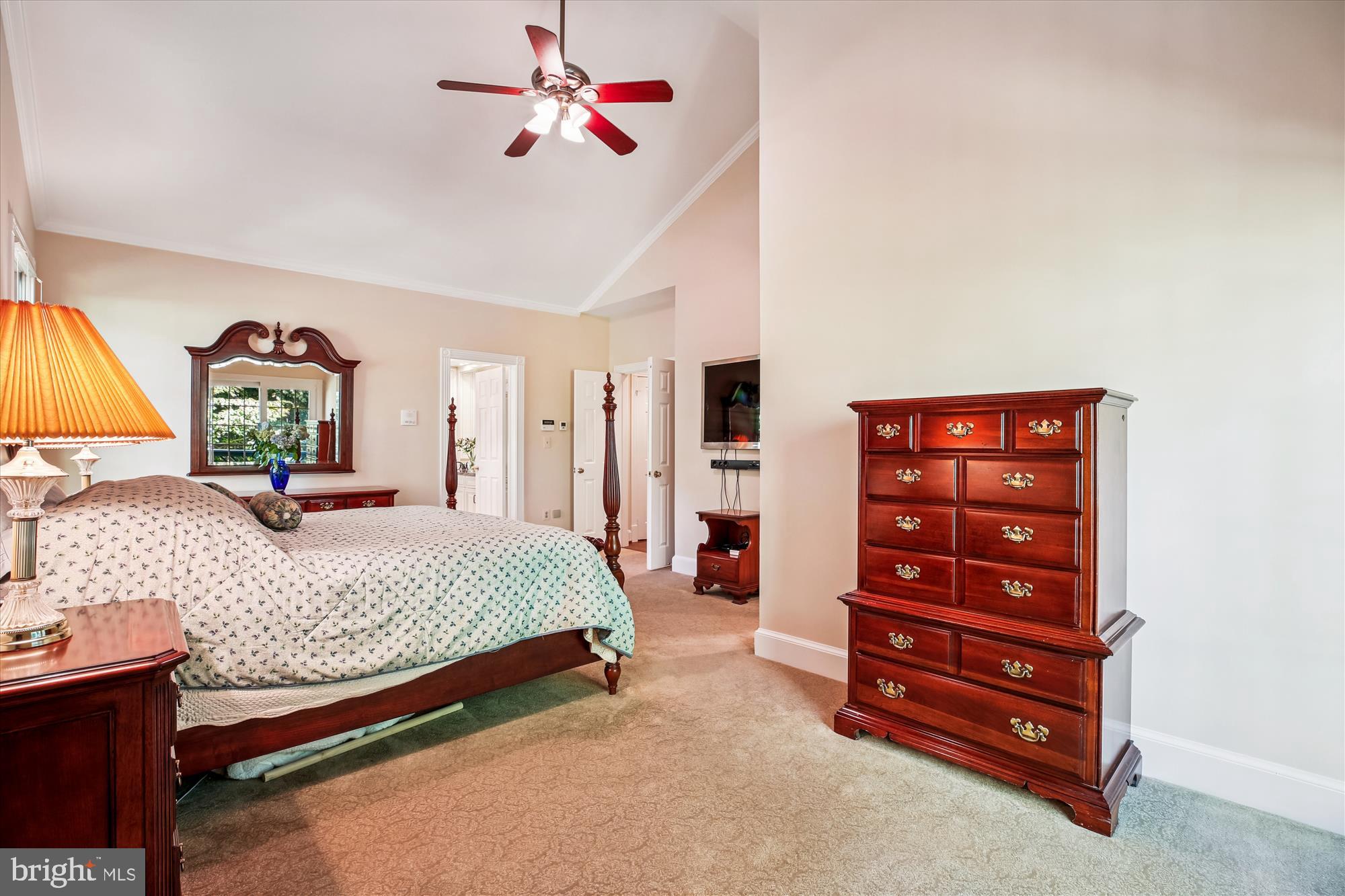 FALCONHURST - Residential