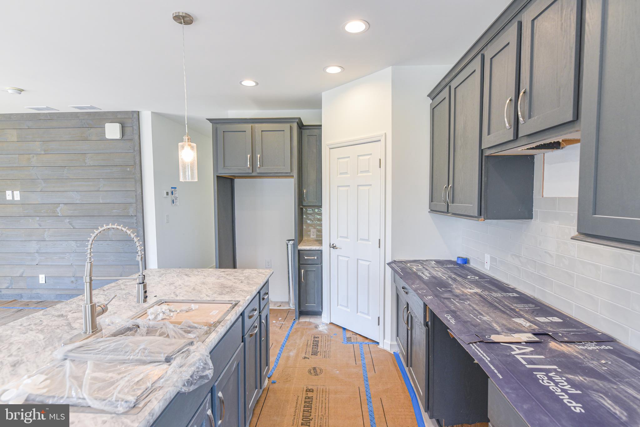 POTNETS COVESIDE - Residential