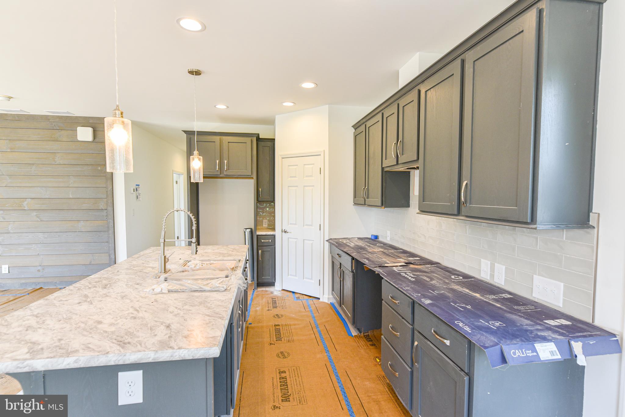 POTNETS COVESIDE - Residential