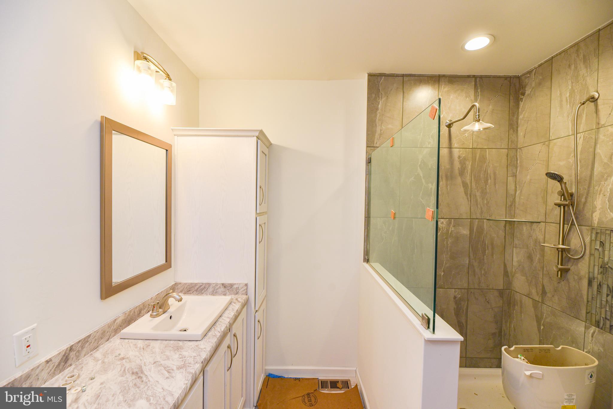 POTNETS COVESIDE - Residential