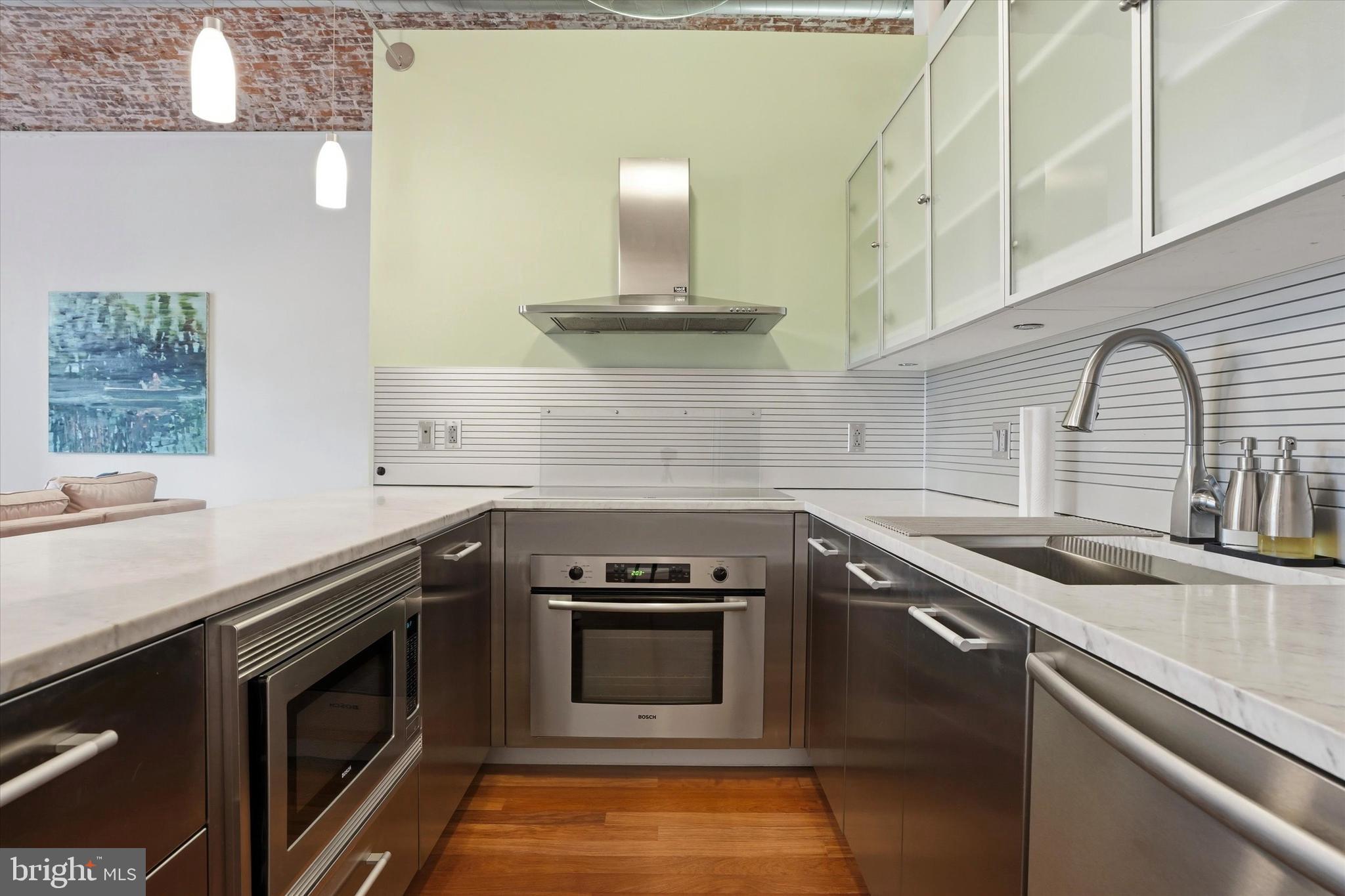 WASHINGTON SQ WEST - Residential