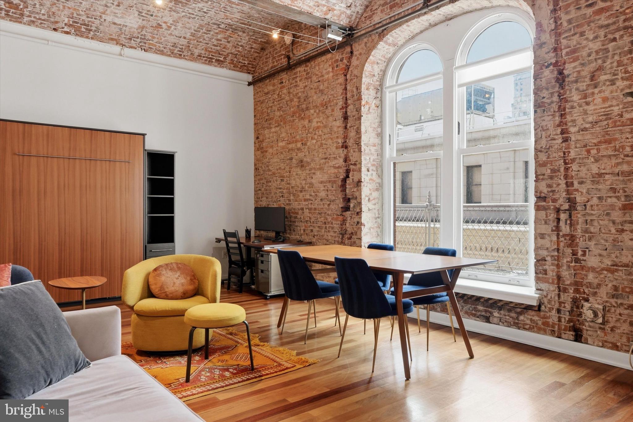 WASHINGTON SQ WEST - Residential