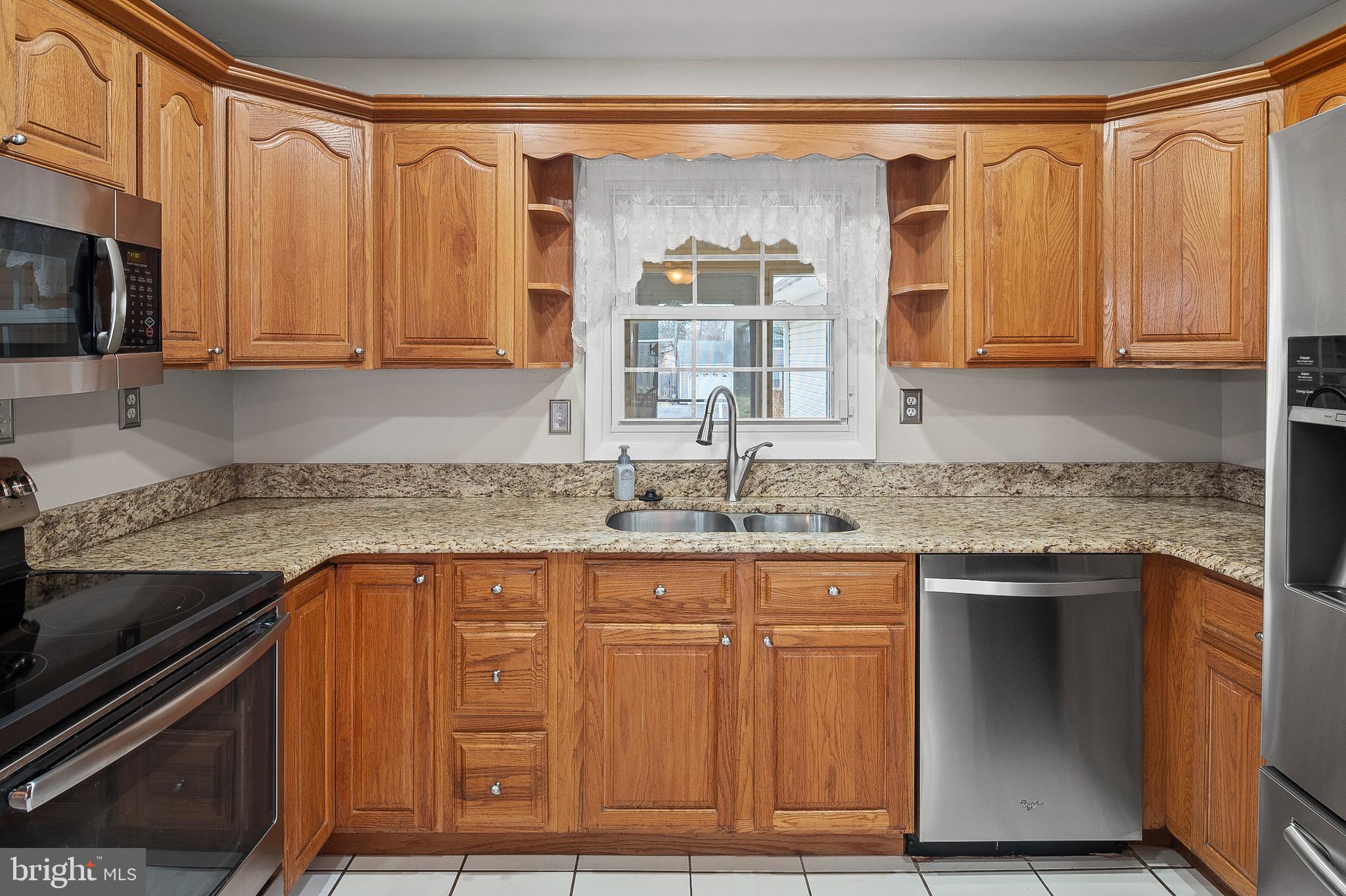 KENILWORTH AT BELAIR - Residential