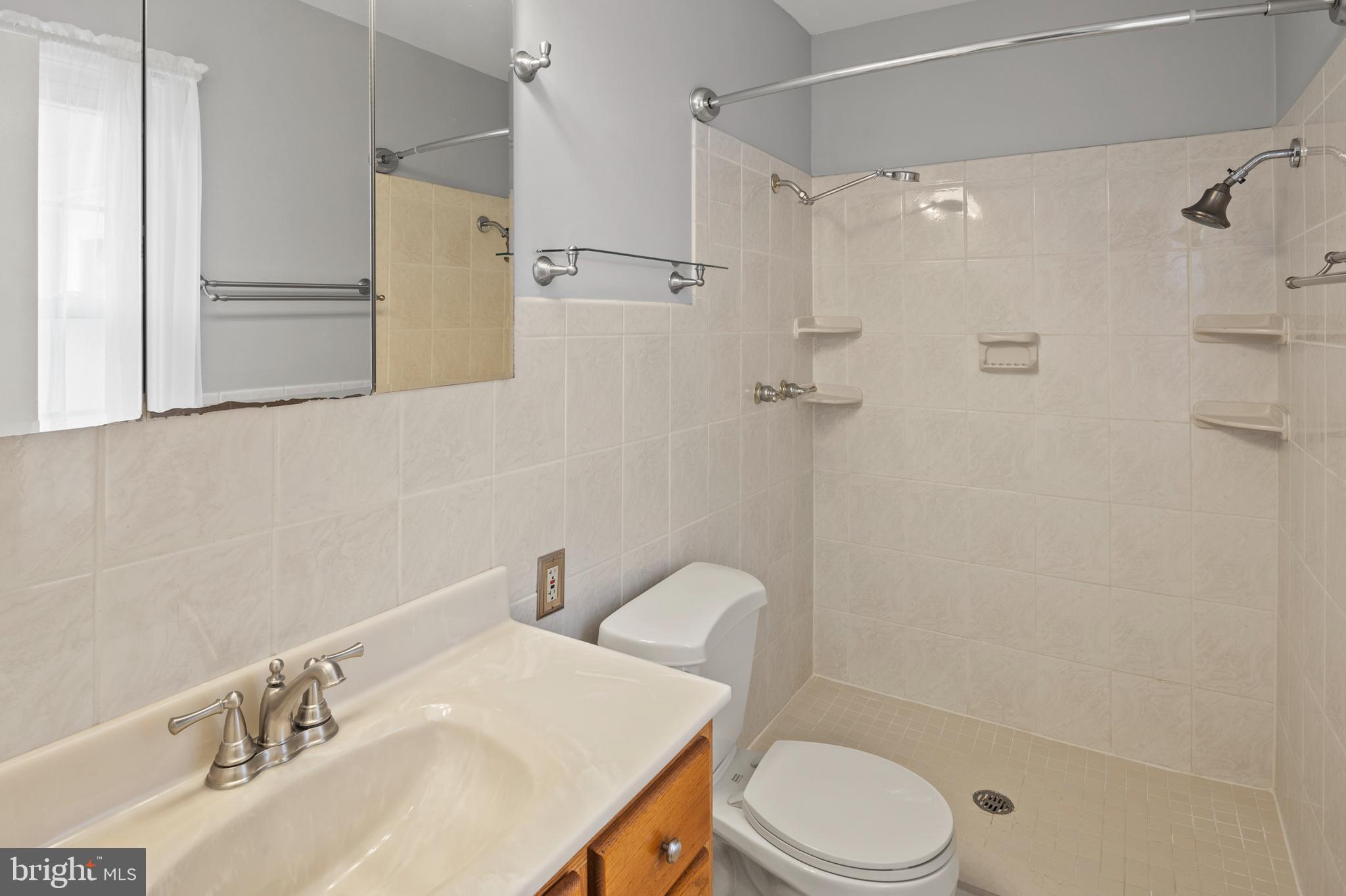 KENILWORTH AT BELAIR - Residential
