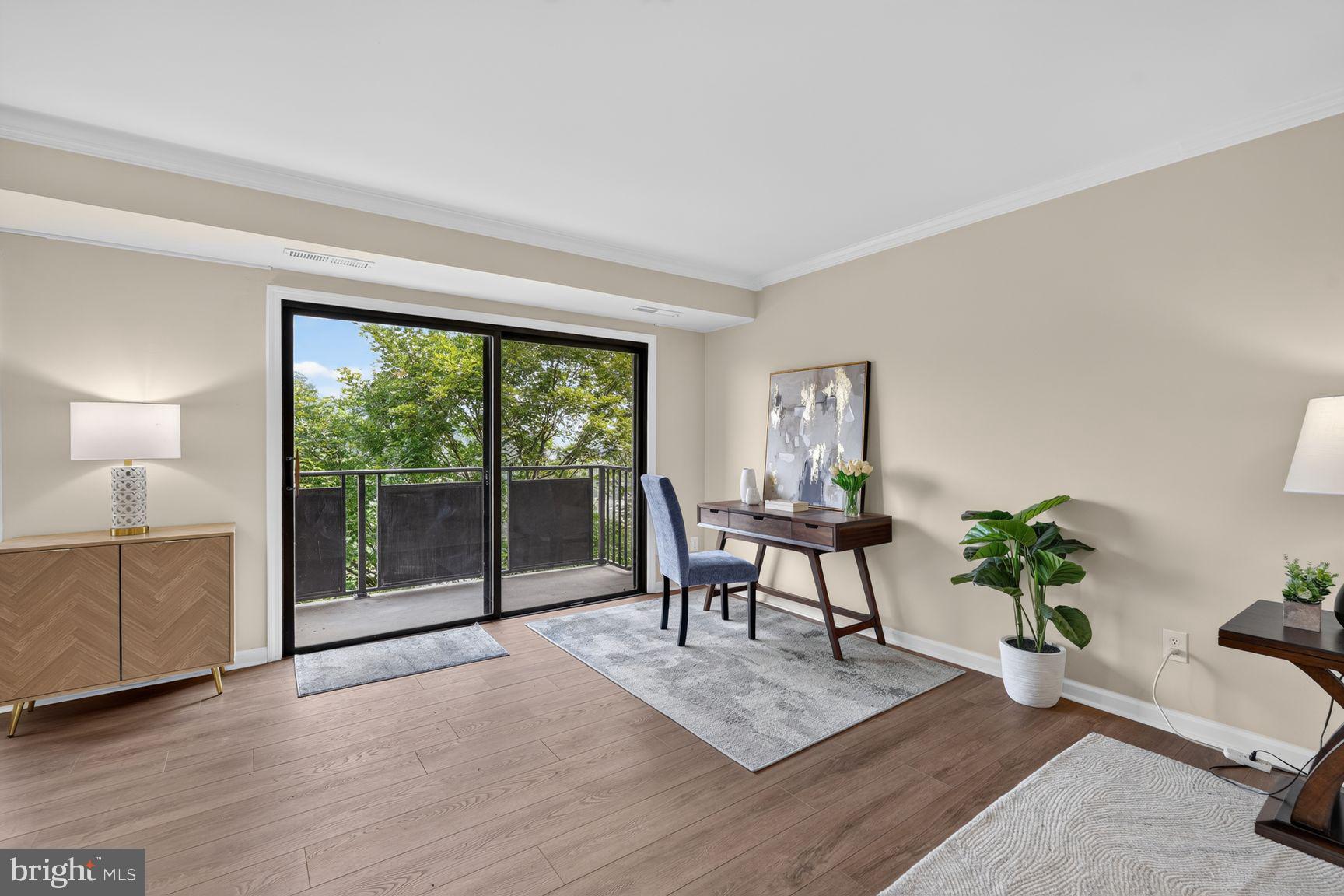 WOODLAKE TOWERS - Residential
