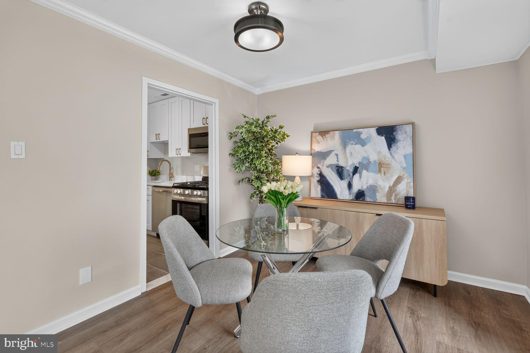 WOODLAKE TOWERS - Residential