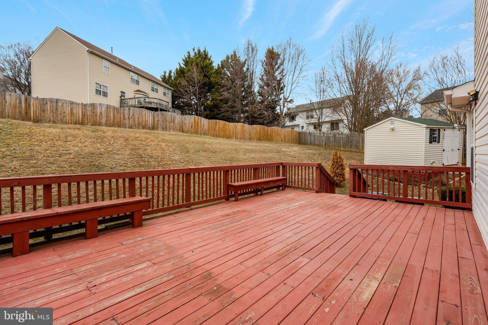 HAMPTON OAKS - Residential