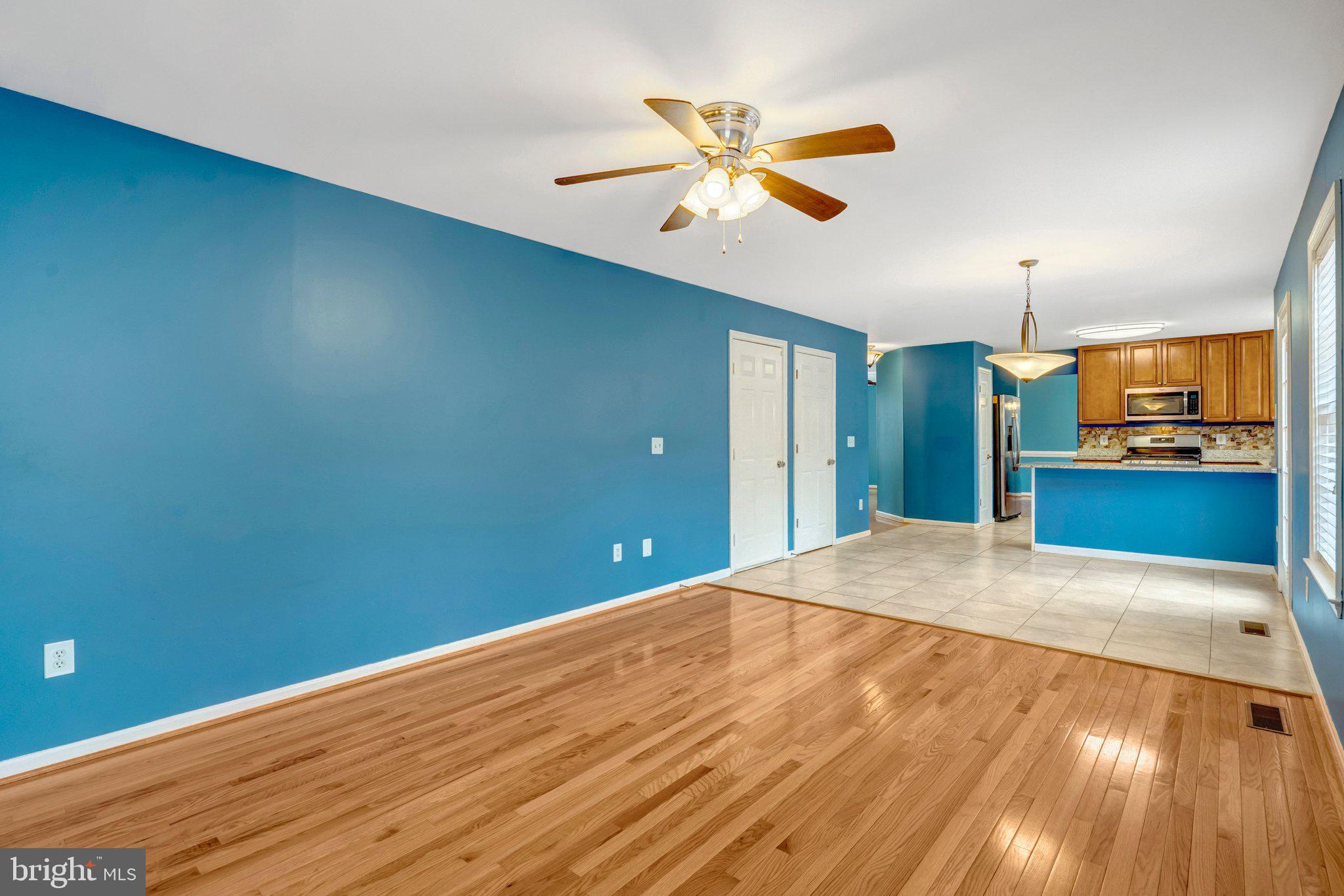 HAMPTON OAKS - Residential