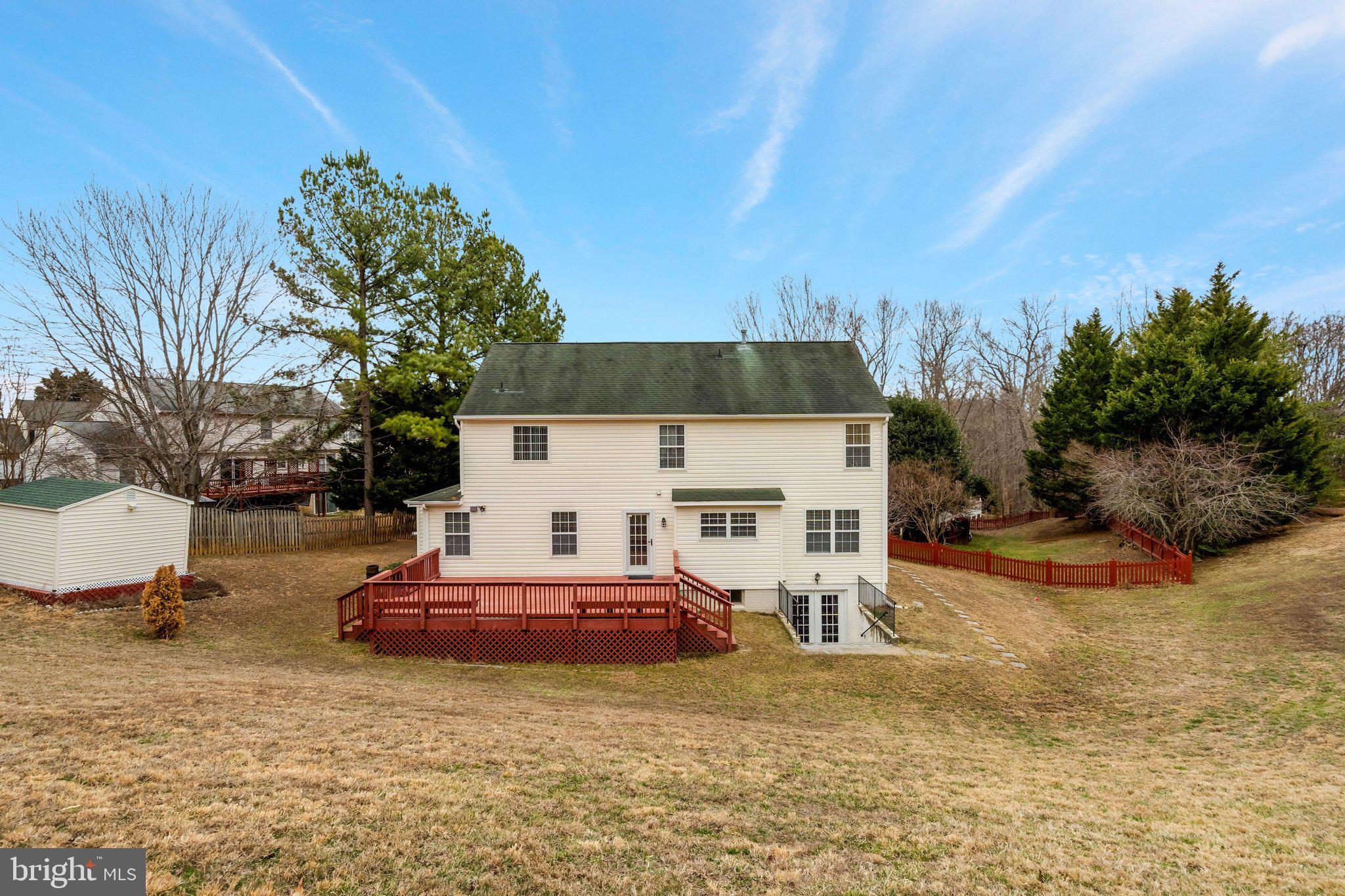 HAMPTON OAKS - Residential