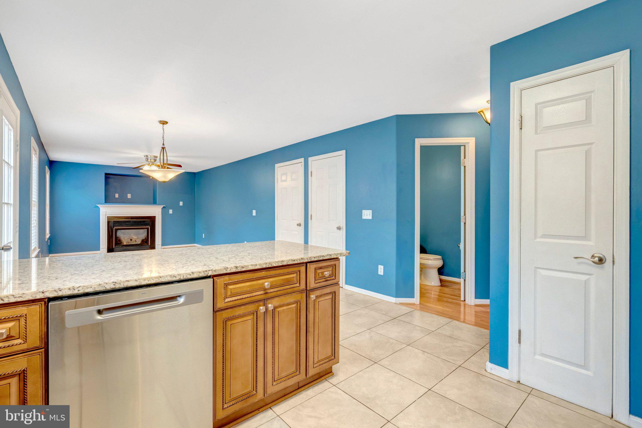HAMPTON OAKS - Residential