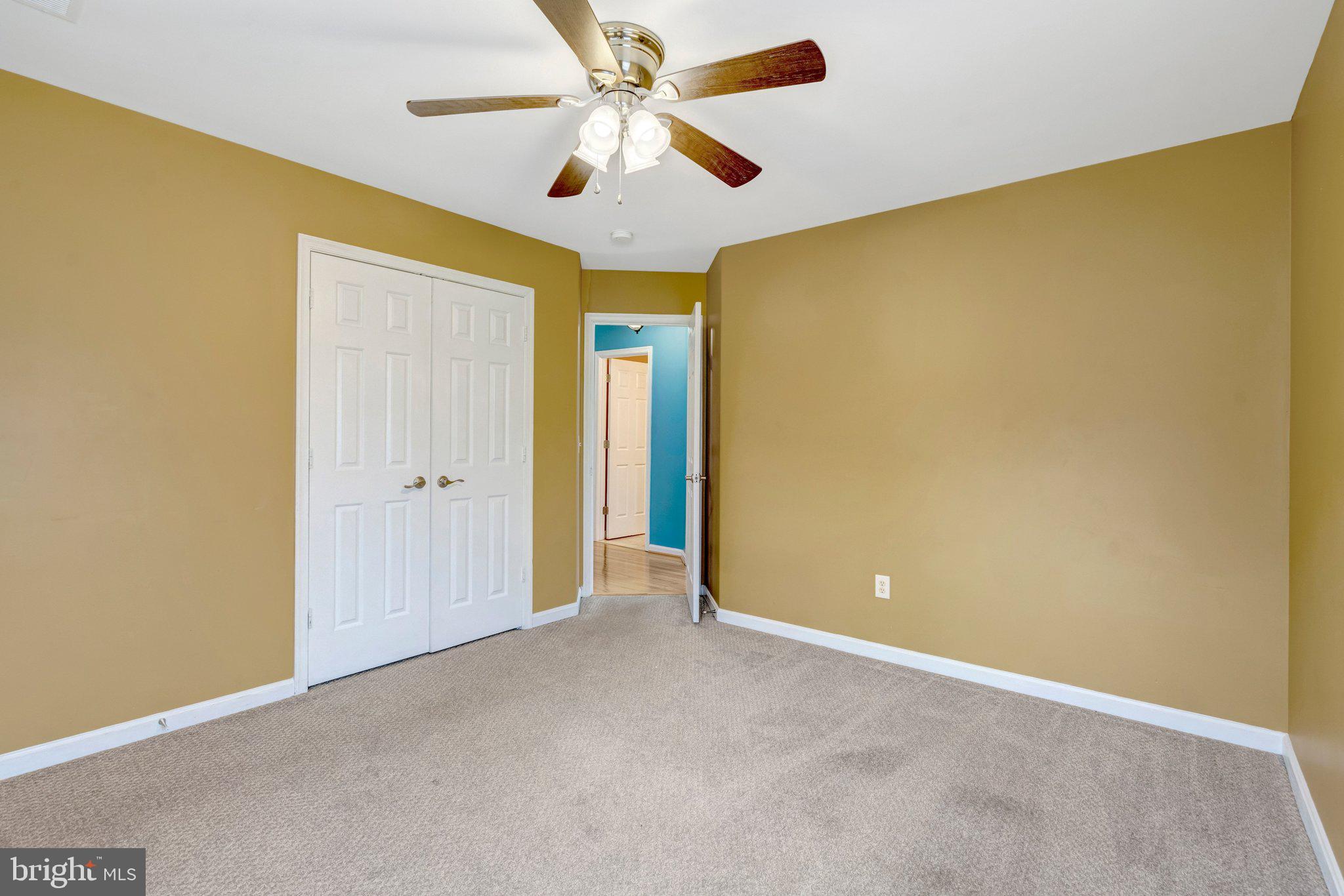 HAMPTON OAKS - Residential