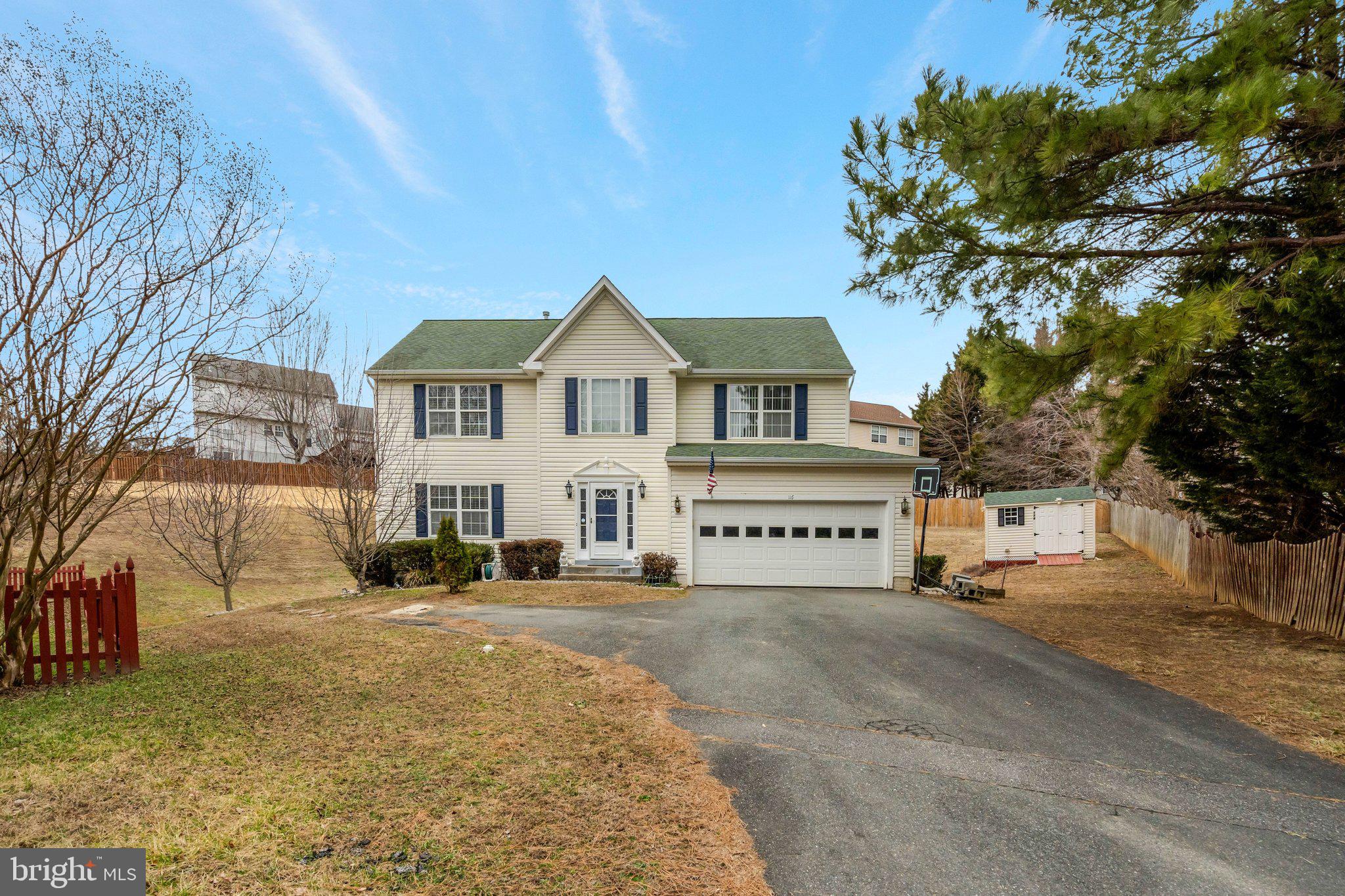 HAMPTON OAKS - Residential