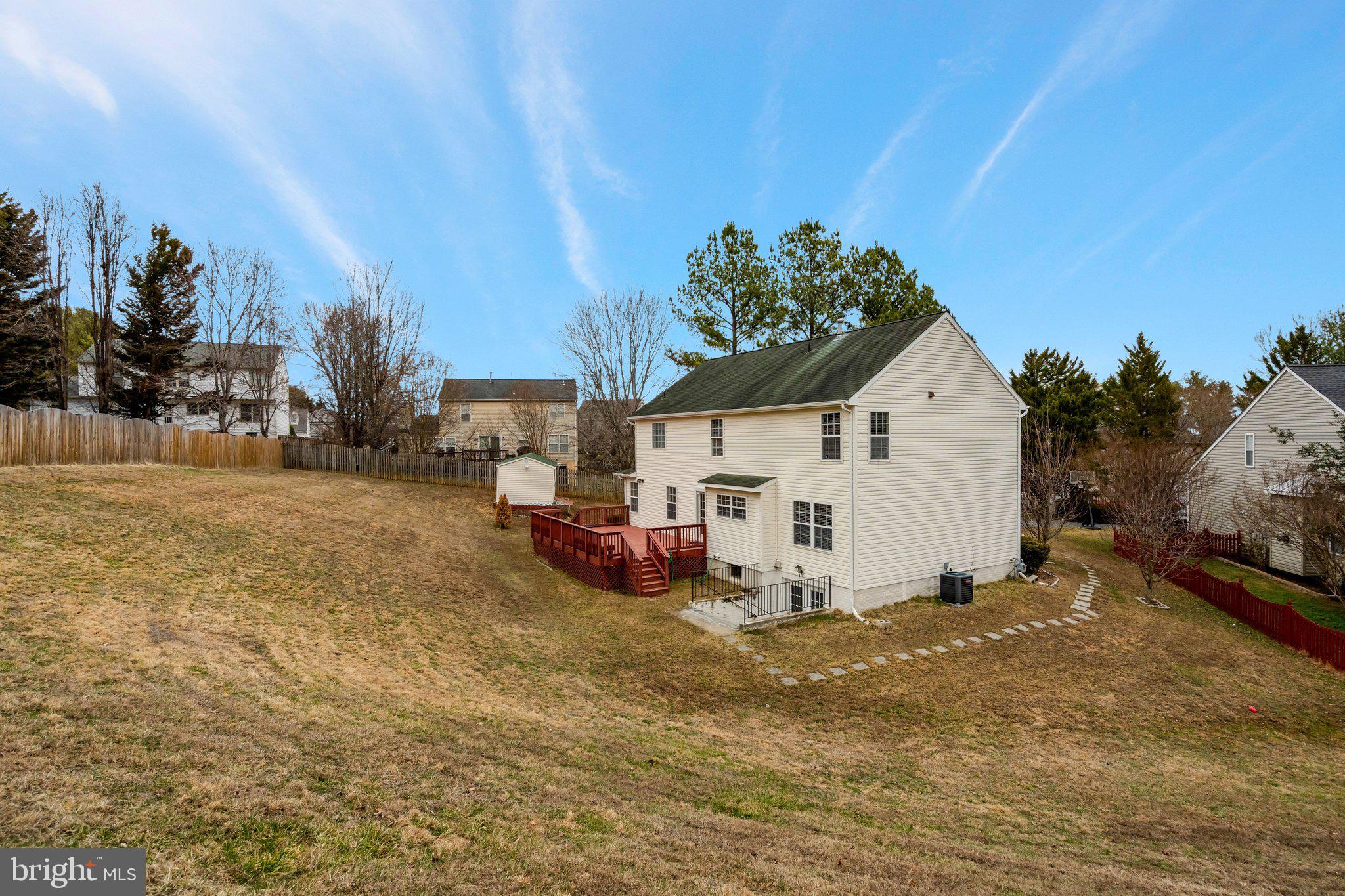 HAMPTON OAKS - Residential