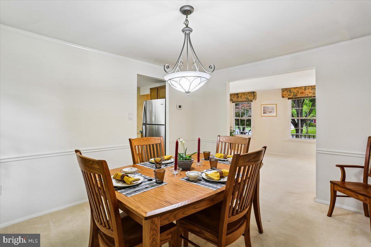 DERWOOD STATION - Residential