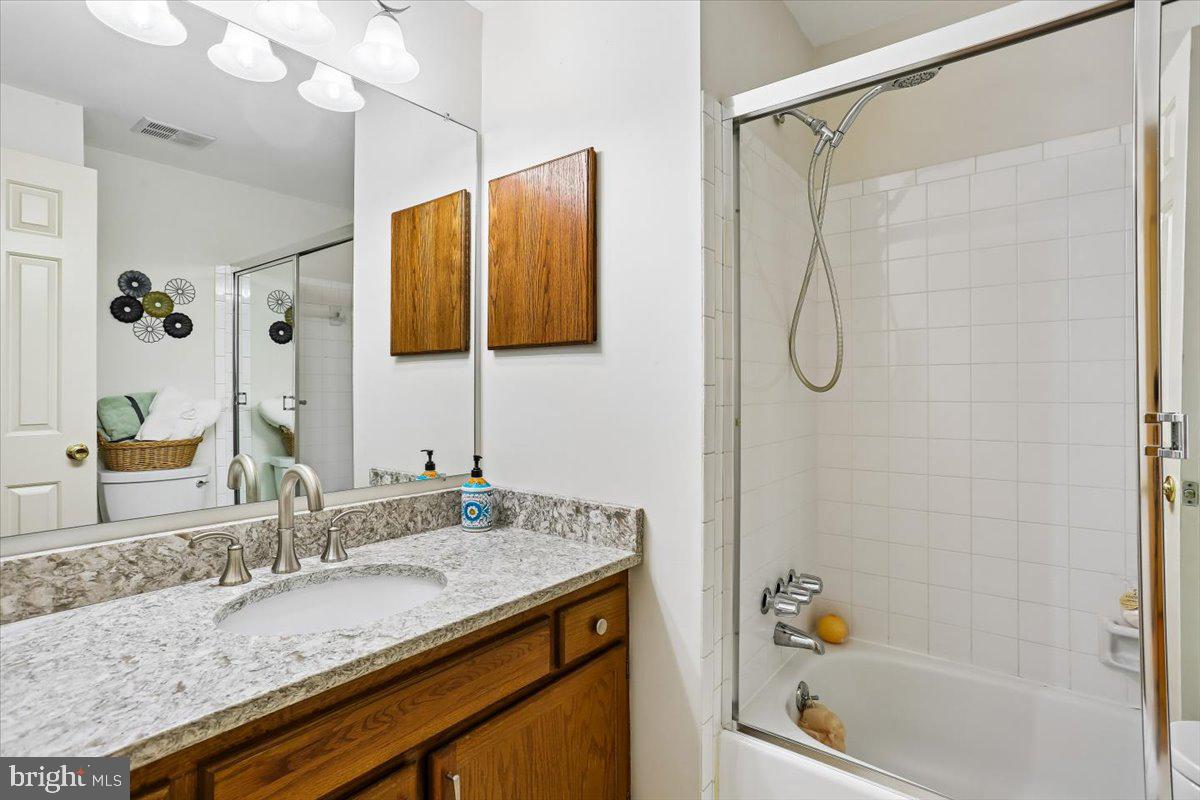 DERWOOD STATION - Residential