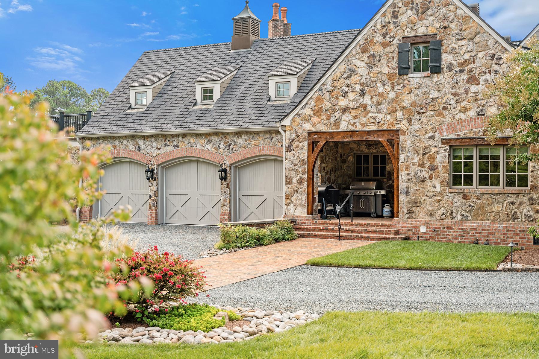 RATCLIFFE FARM - Residential