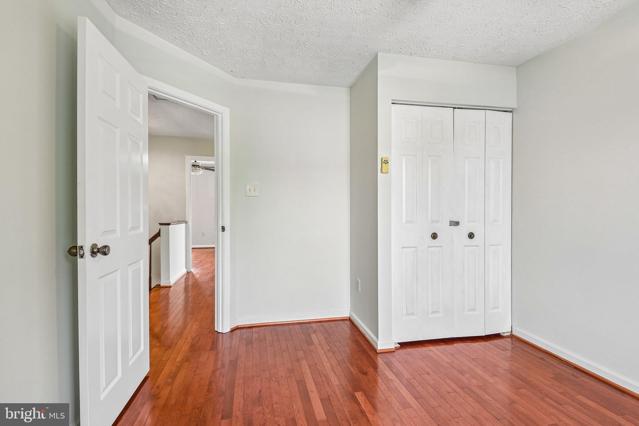 FAIRBROOK - Residential