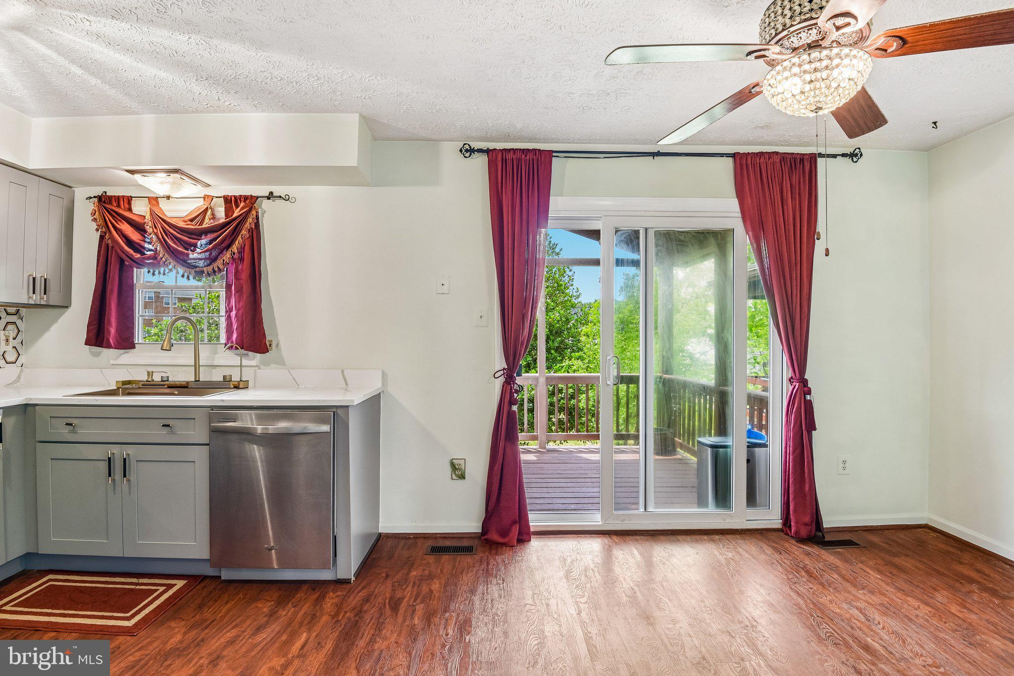 FAIRBROOK - Residential