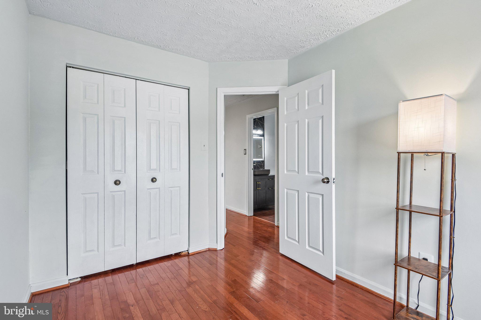 FAIRBROOK - Residential