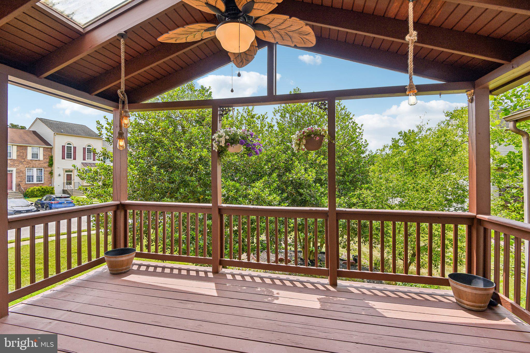 FAIRBROOK - Residential