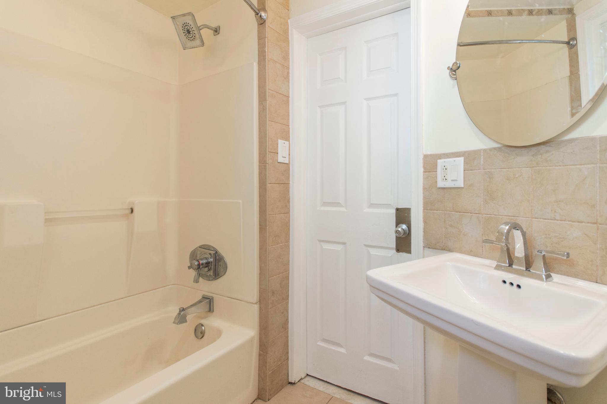 HARROWGATE - Residential Lease