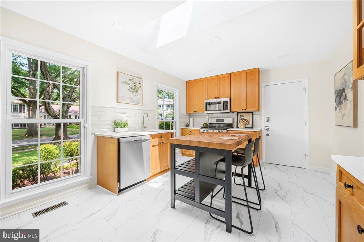 ROCKSHIRE - Residential