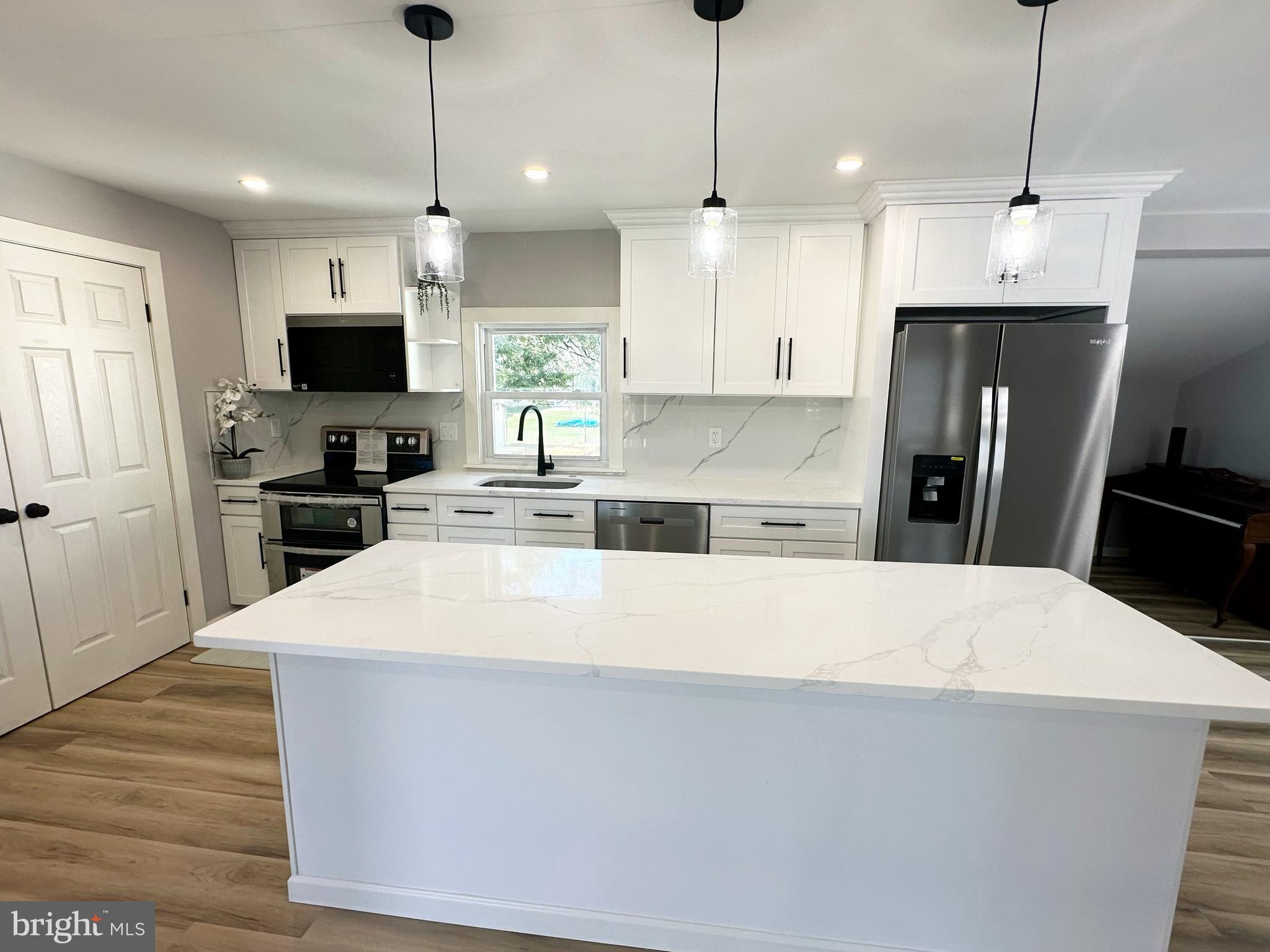 FAIRLESS HILLS - Residential