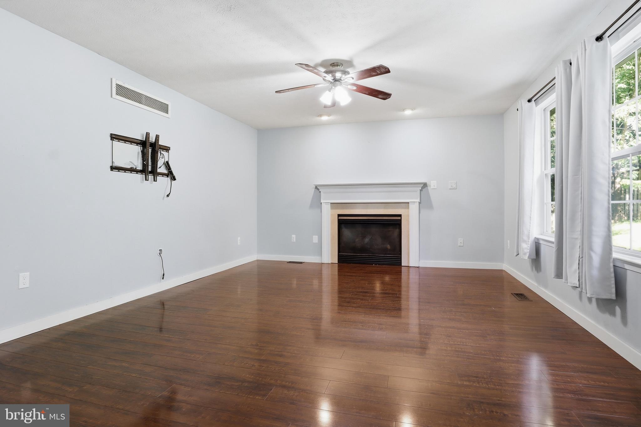 TOPEKA - Residential