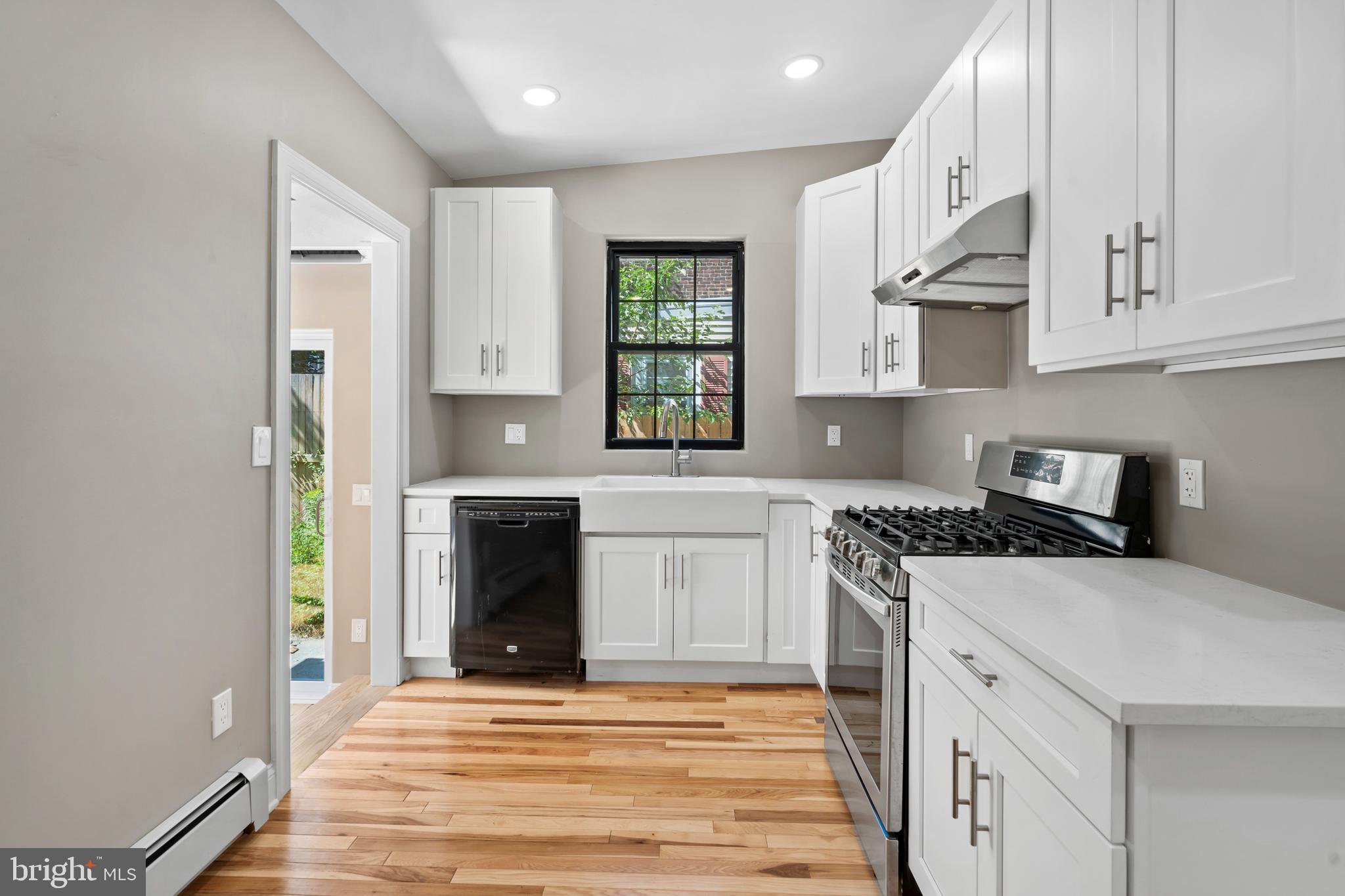 BRIDESBURG - Residential