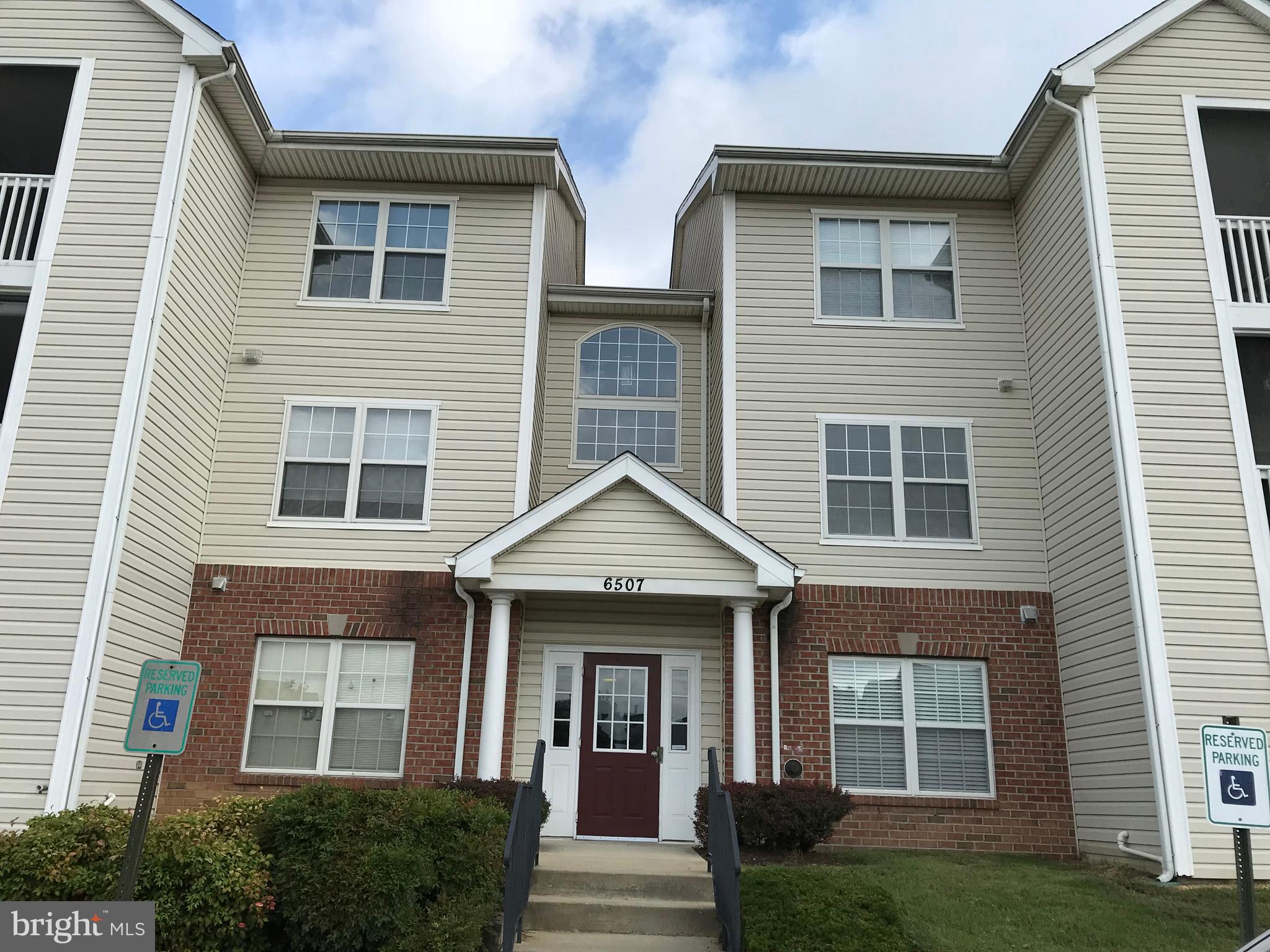 CROMWELL FOUNTAIN - Residential Lease