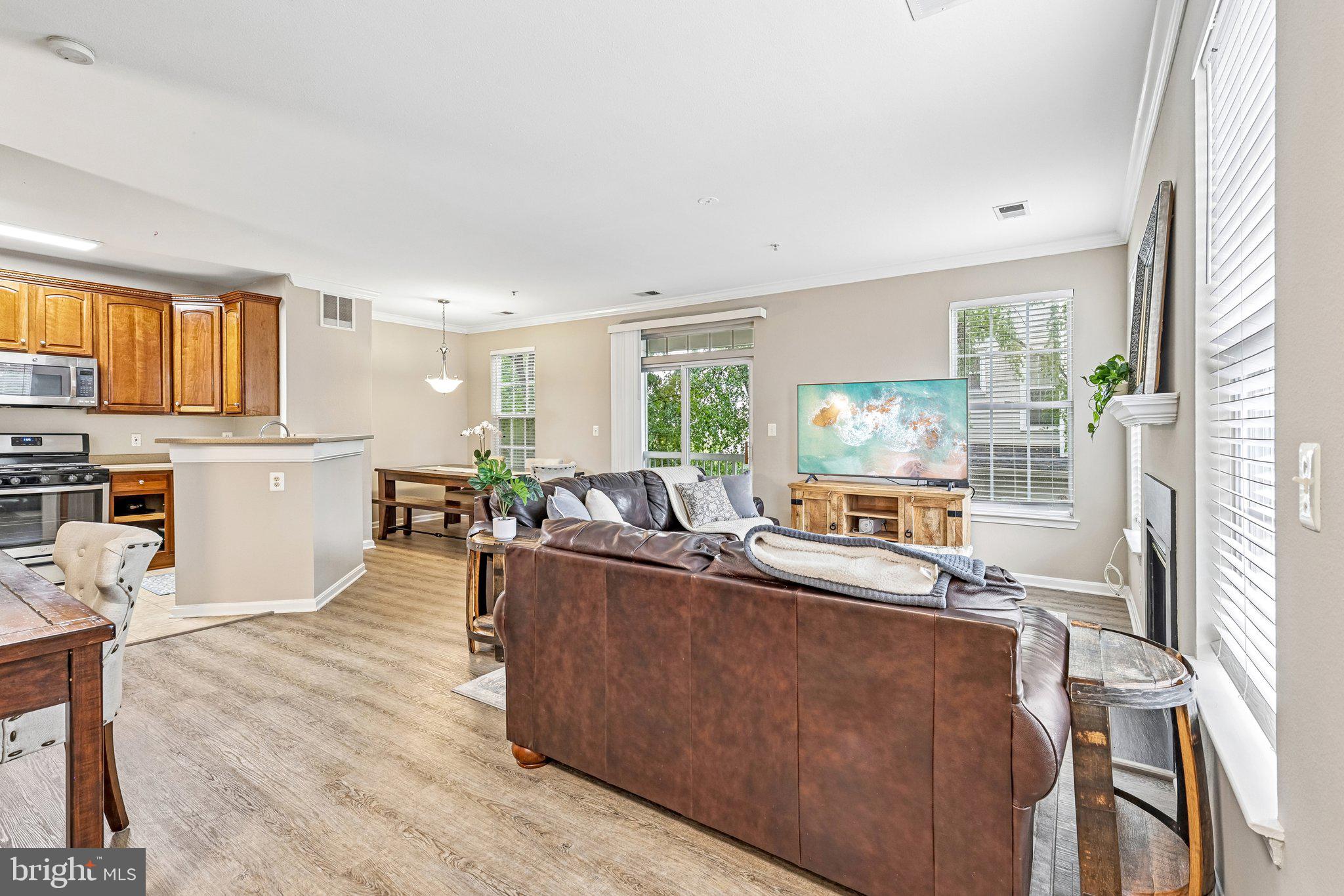 FOX MILL STATION - Residential