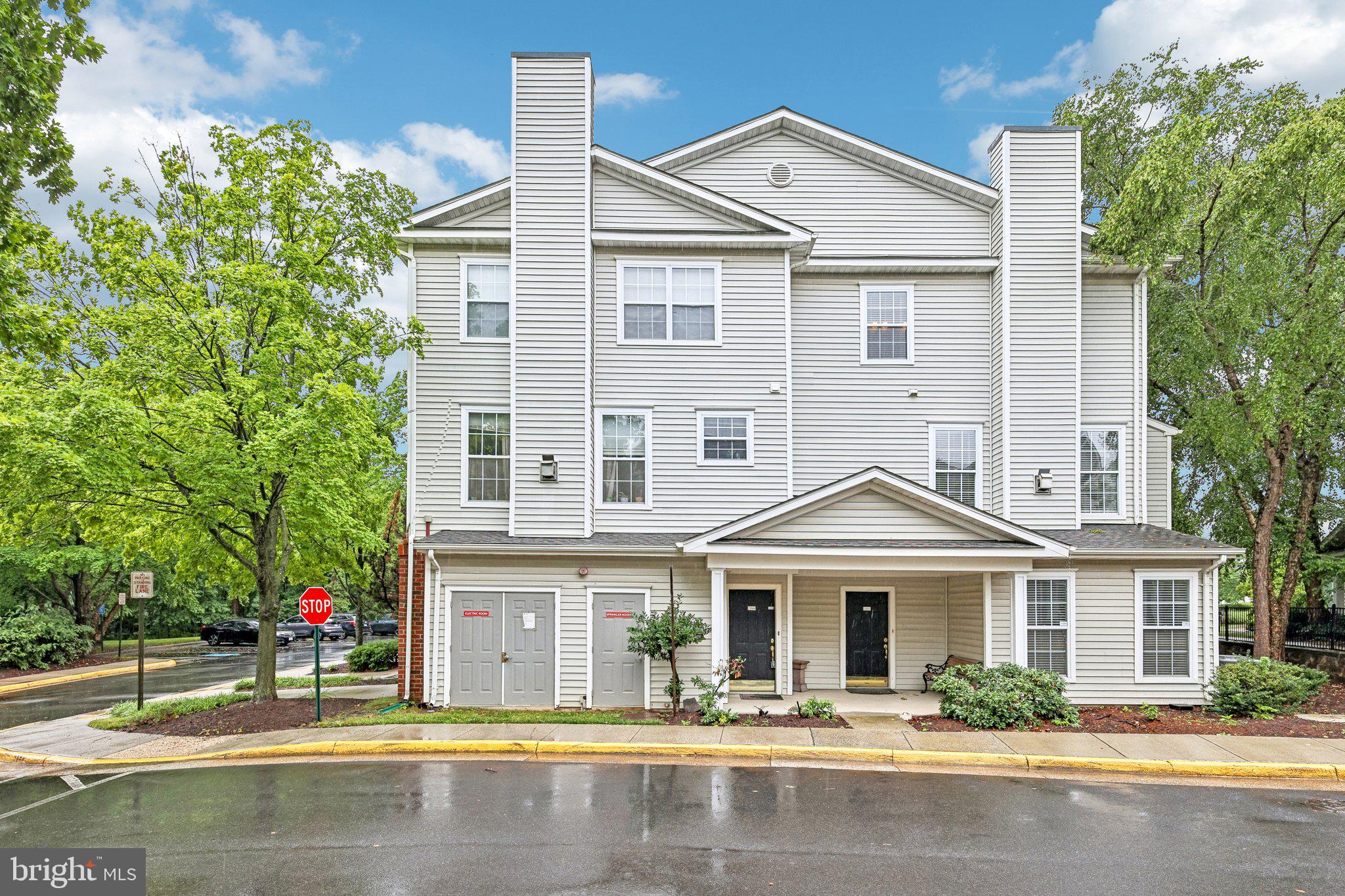 Welcome home to this beautifully maintained end-unit garage townhome featuring 2 bedrooms, 2 full baths, and an unbeatable location close to Metro, shopping, dining, and the Dulles Toll Road. The spacious living room with new luxury vinyl plank flooring centers around a gas fireplace and opens to a private balcony overlooking quiet community green space shaded by mature trees.  The gourmet kitchen features spacious cabinetry, Corian countertops, and stainless steel appliances.  New luxury vinyl flooring flows throughout the main living and dining areas.  Upstairs, both generously sized bedrooms offer vaulted ceilings and walk-in closets. The primary bedroom suite includes a private en-suite bath with an oversized double vanity. HVAC replaced in 2020.  Hot water heater 2024. Enjoy resort-style community amenities just steps from your front door, including a pool, fitness center, picnic area with grills, and tot lot playground.

Conveniently located near major commuter routes, Metro access, restaurants, and everyday shopping.