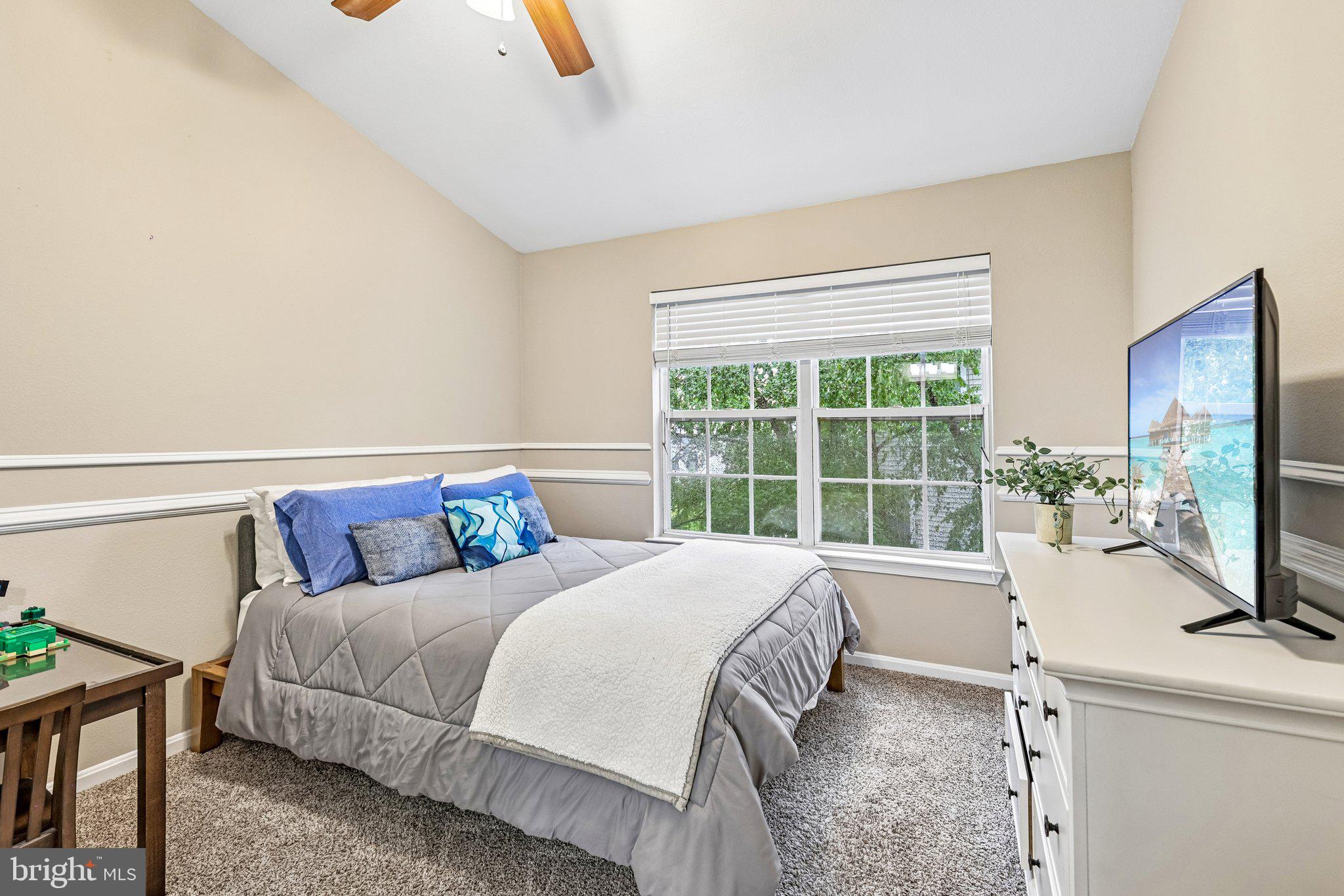 FOX MILL STATION - Residential