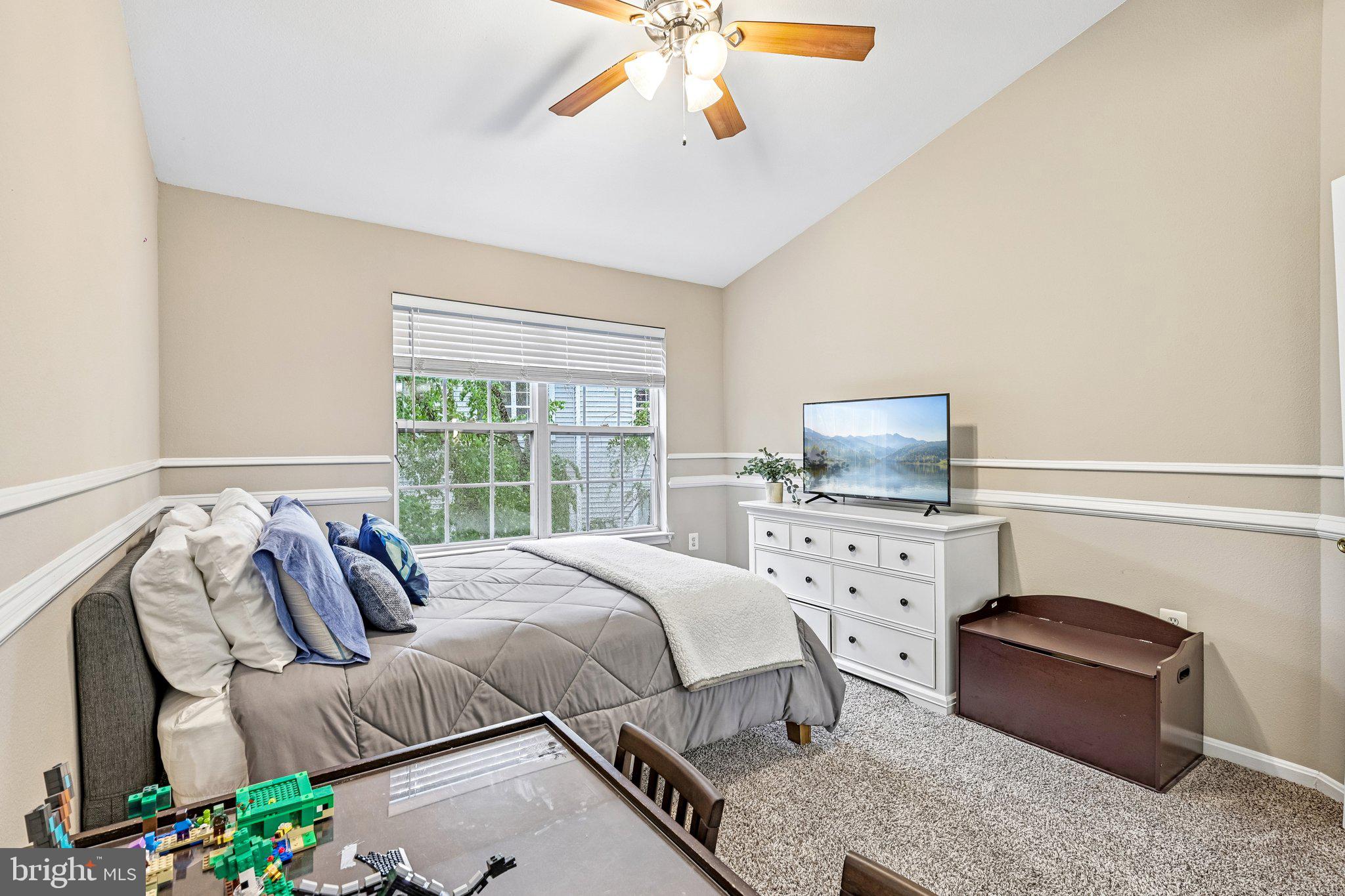 FOX MILL STATION - Residential