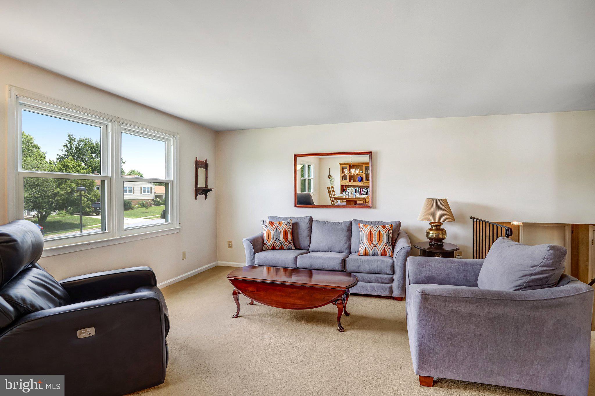 KINGSTON CHASE - Residential