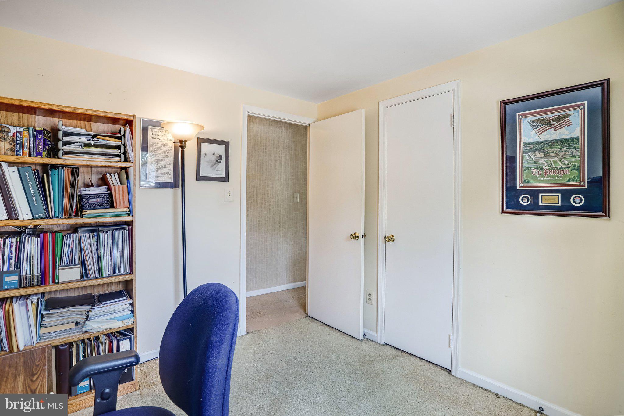 KINGSTON CHASE - Residential