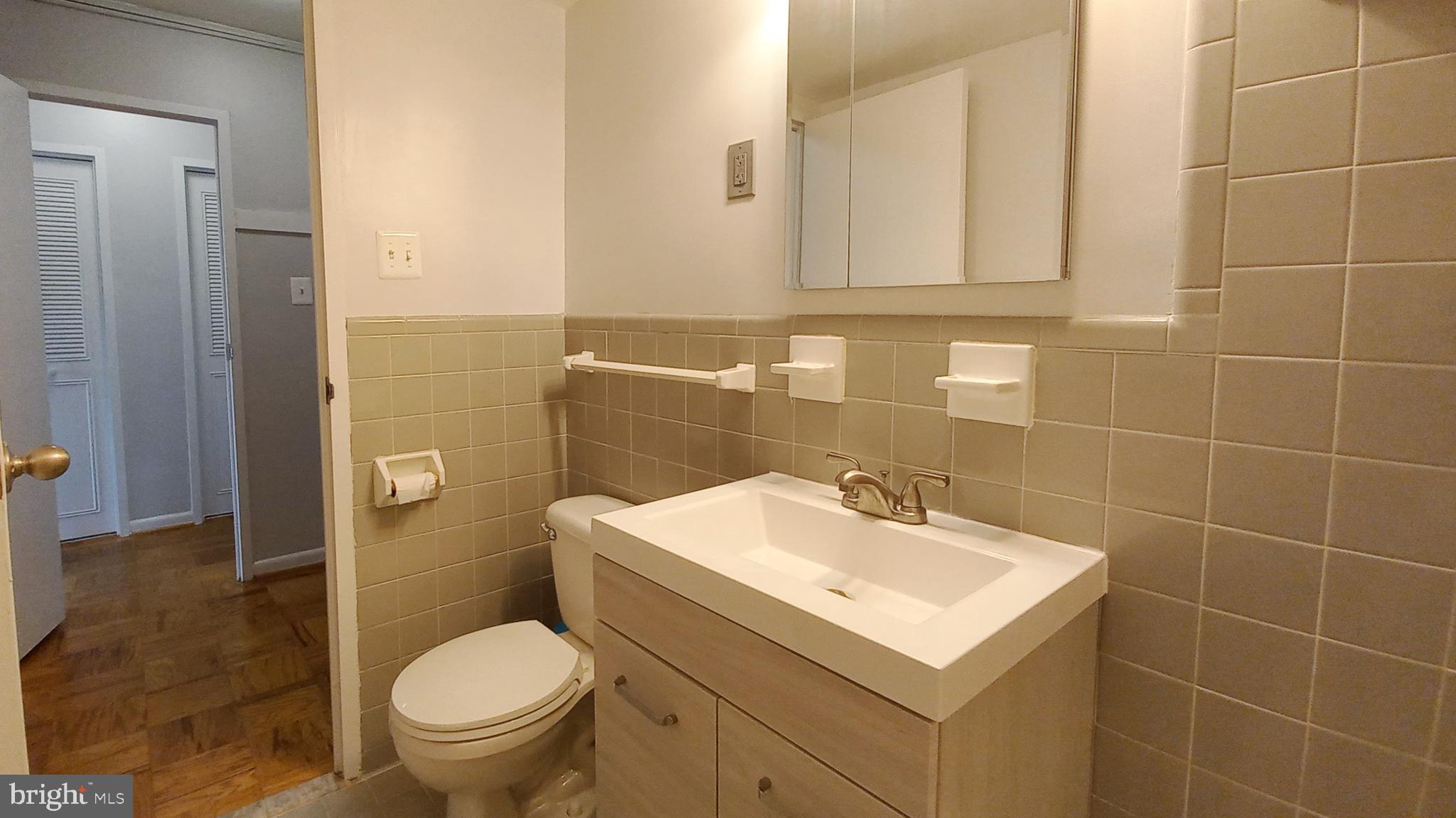 GROSVENOR PARK - Residential Lease