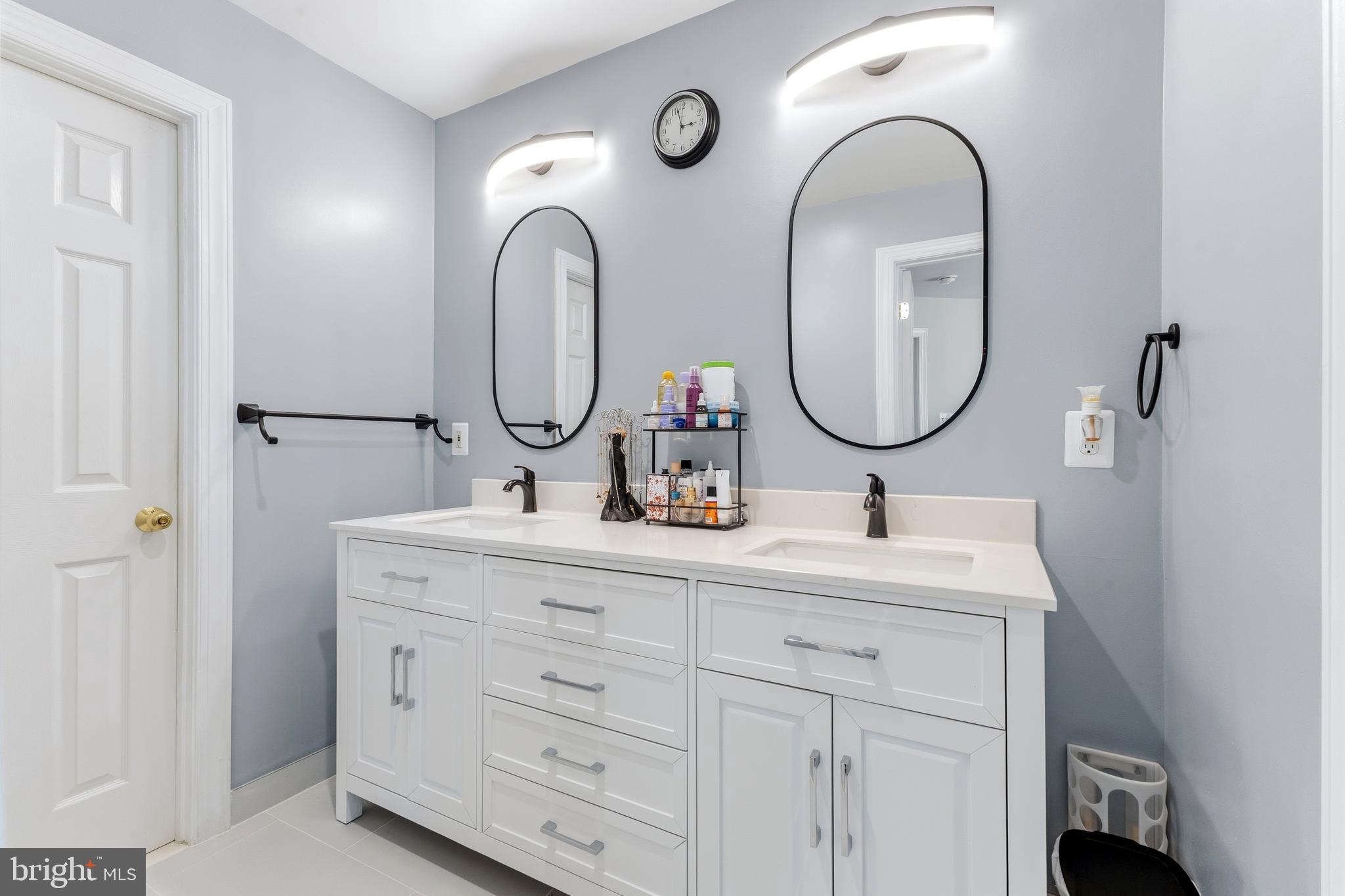 LAKE MANASSAS - Residential