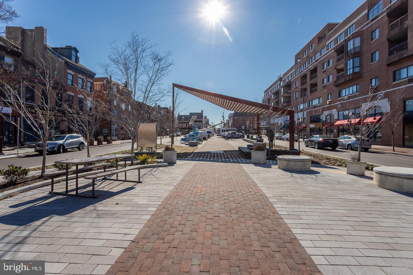 SOCIETY HILL - Residential Lease